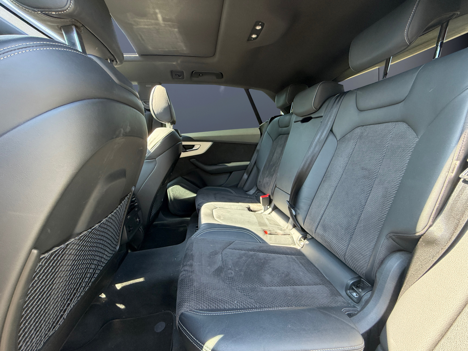 Audi Q8 10