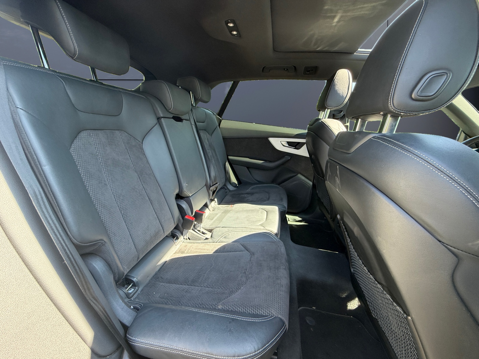Audi Q8 11