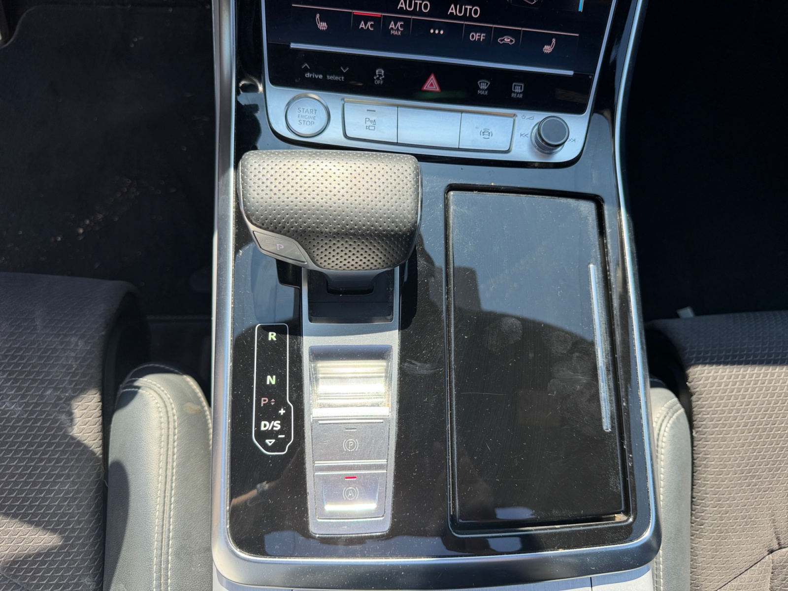 Audi Q8 23