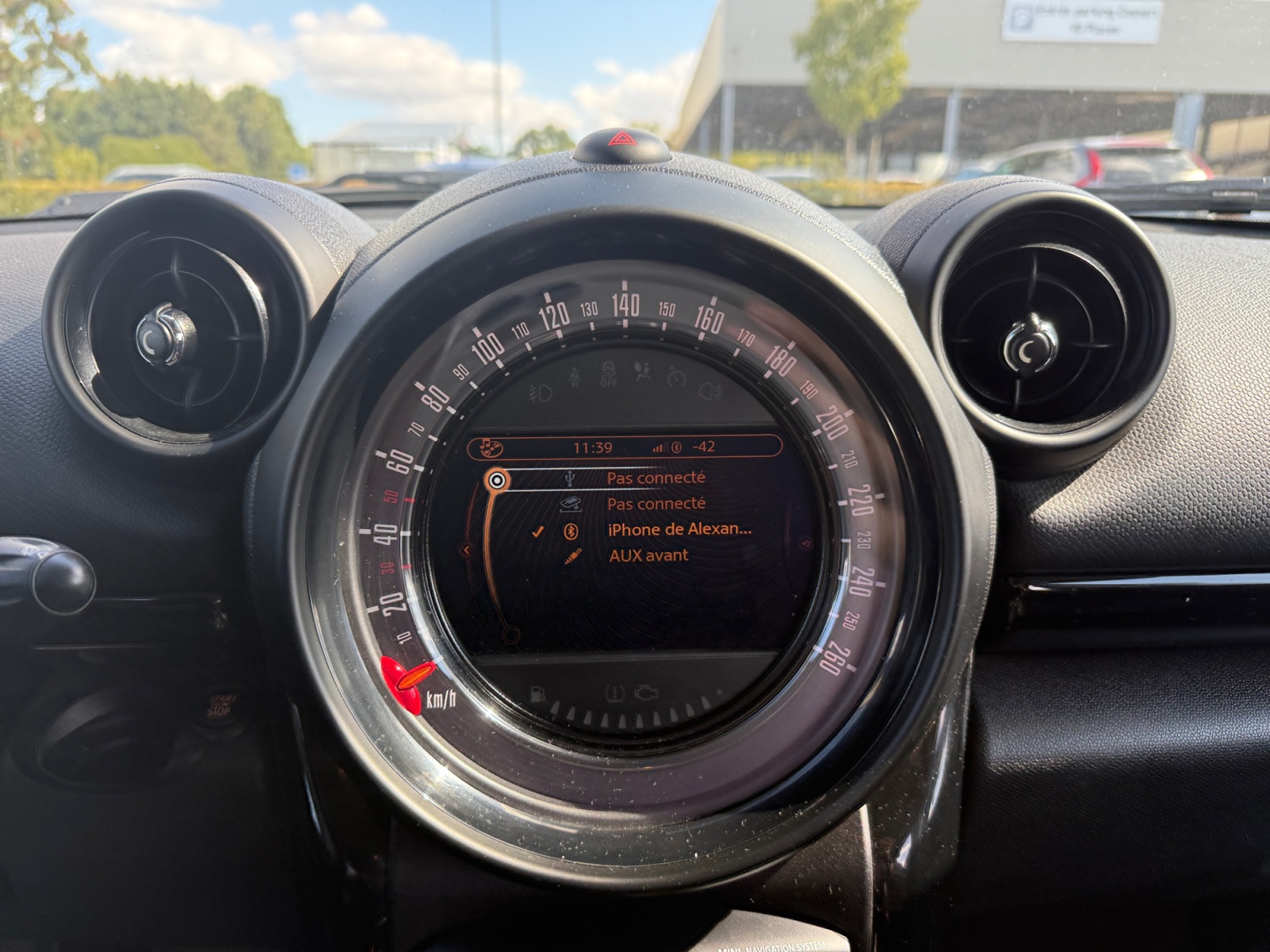 Mini Countryman 17