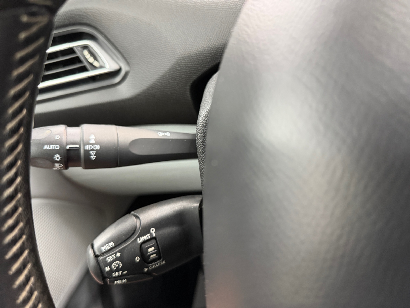 Peugeot 308 19