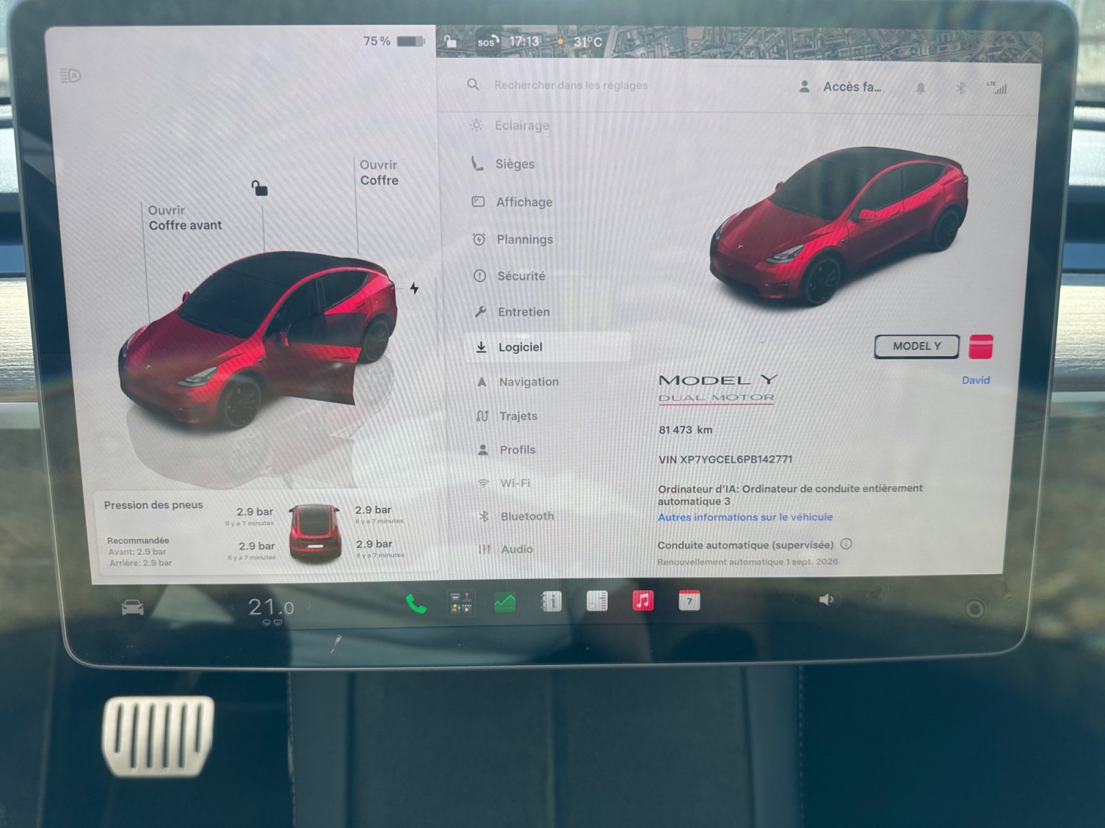 Tesla Model-Y 16