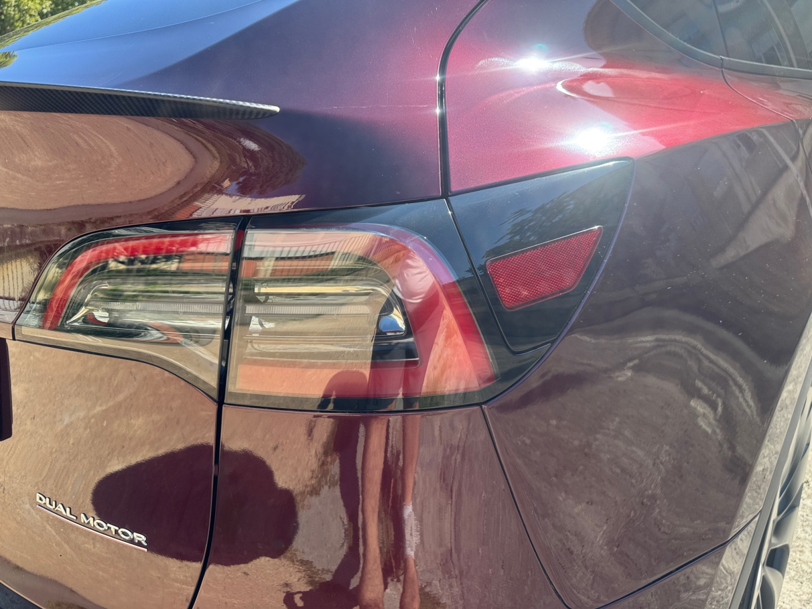 Tesla Model-Y 36