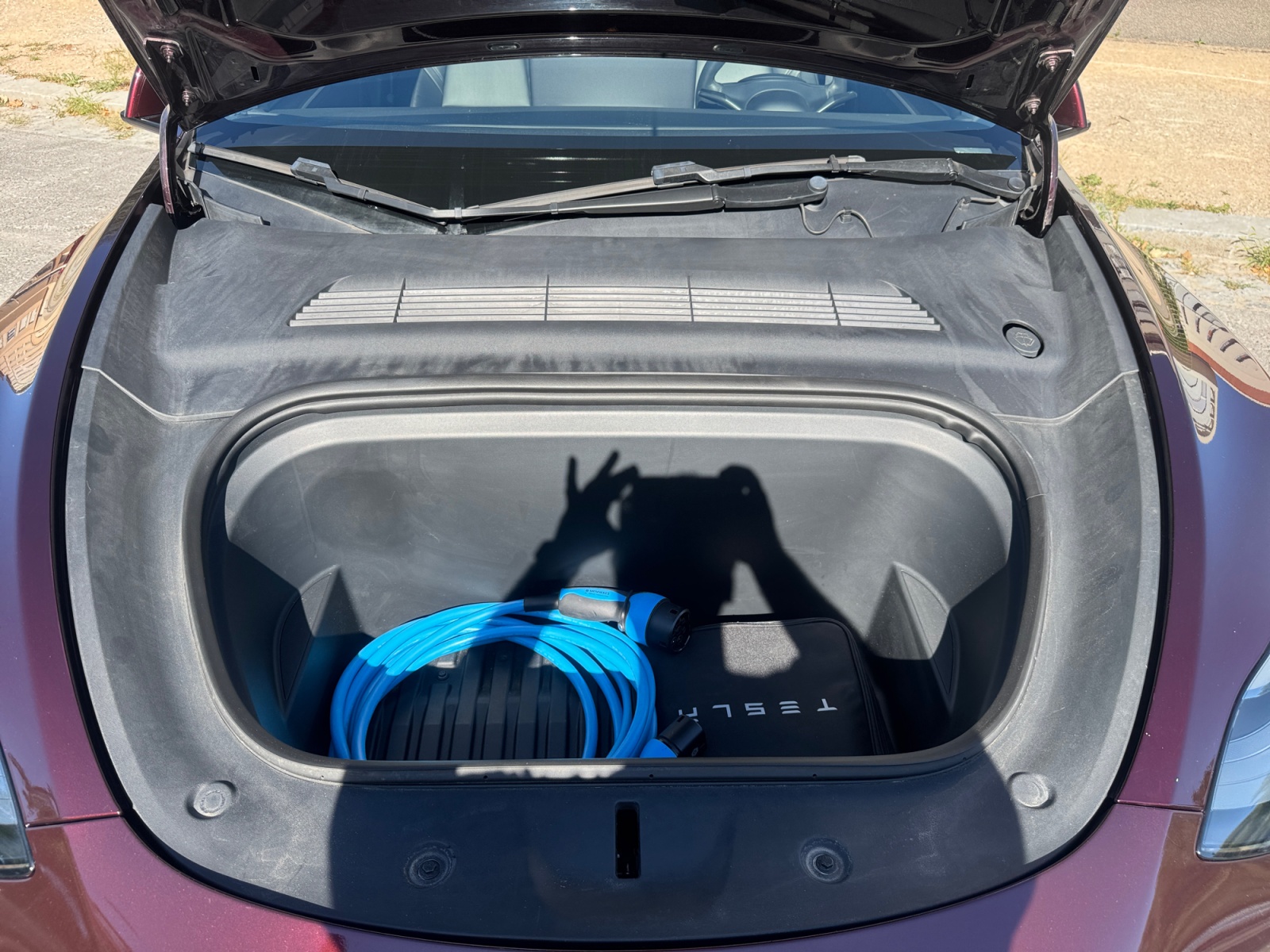 Tesla Model-Y 33