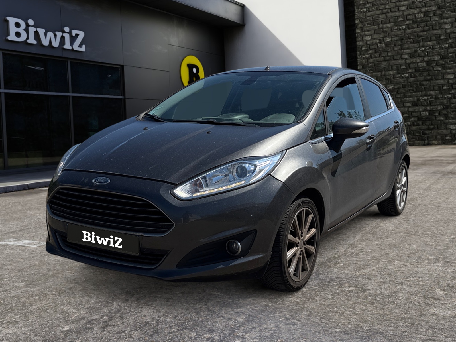 Ford Fiesta 1.5 Tdci 95 ch titanium / Possibilité 5 places / 1ère Main