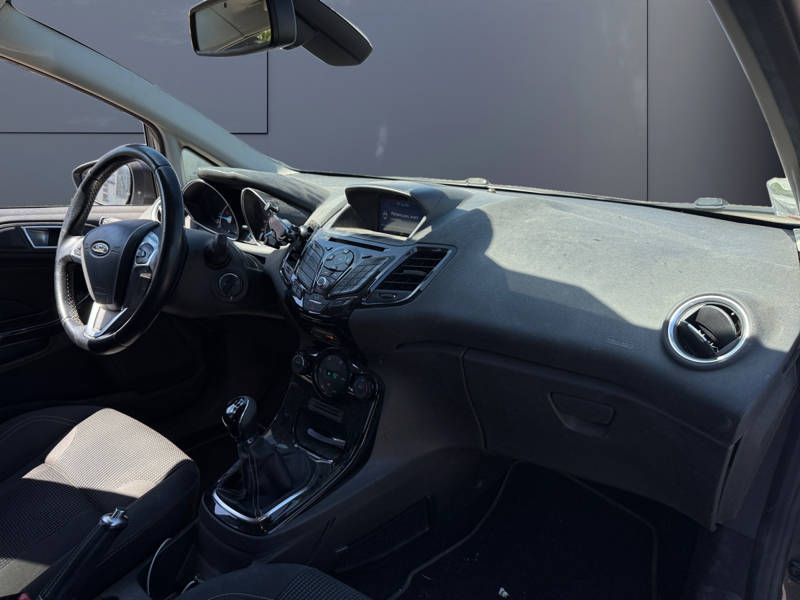 Ford Fiesta 12