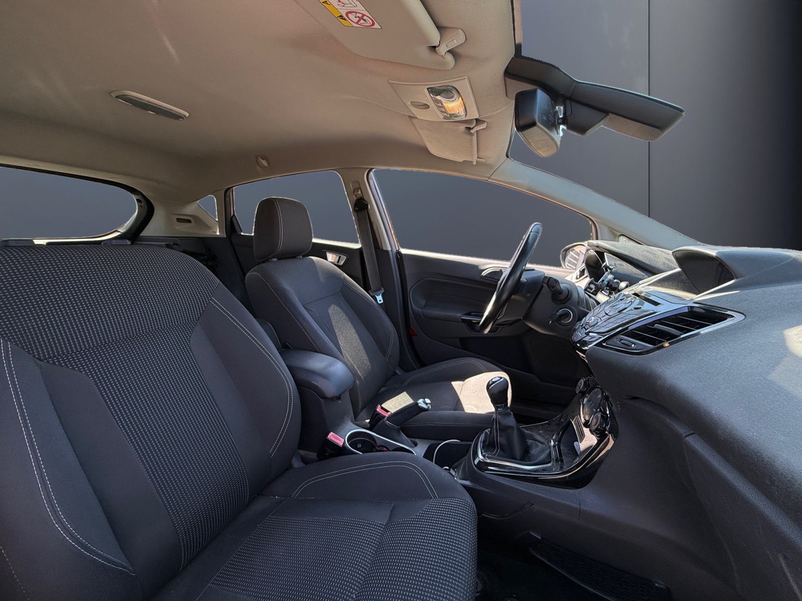 Ford Fiesta 13