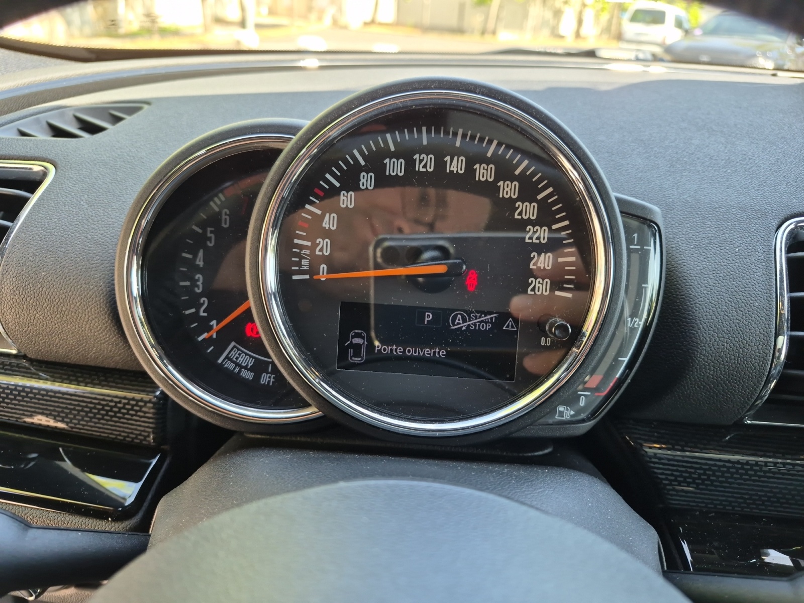 Mini Clubman 16