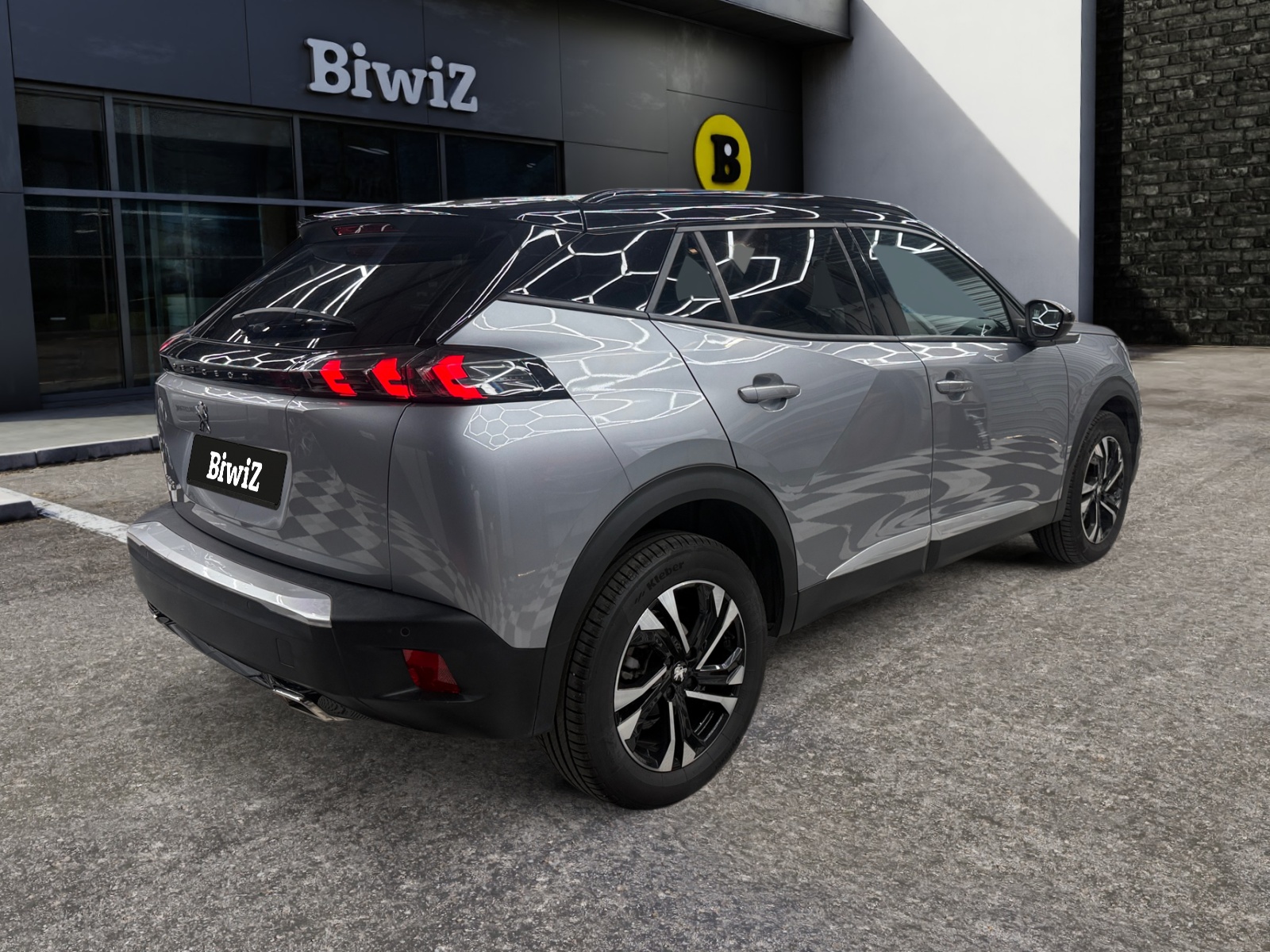 Peugeot 2008 4