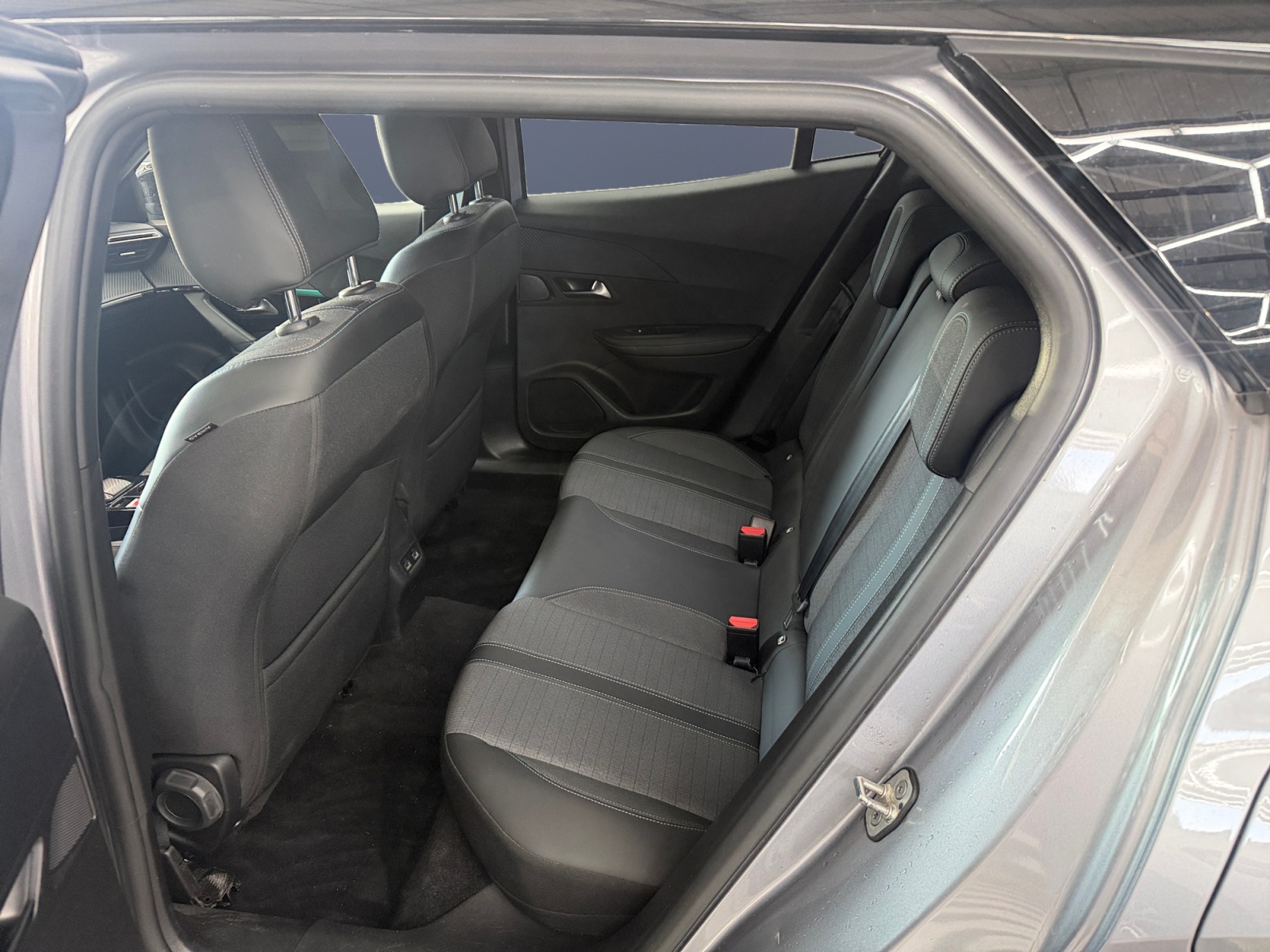 Peugeot 2008 10