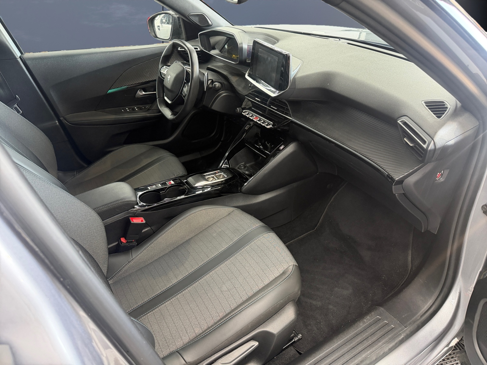 Peugeot 2008 12