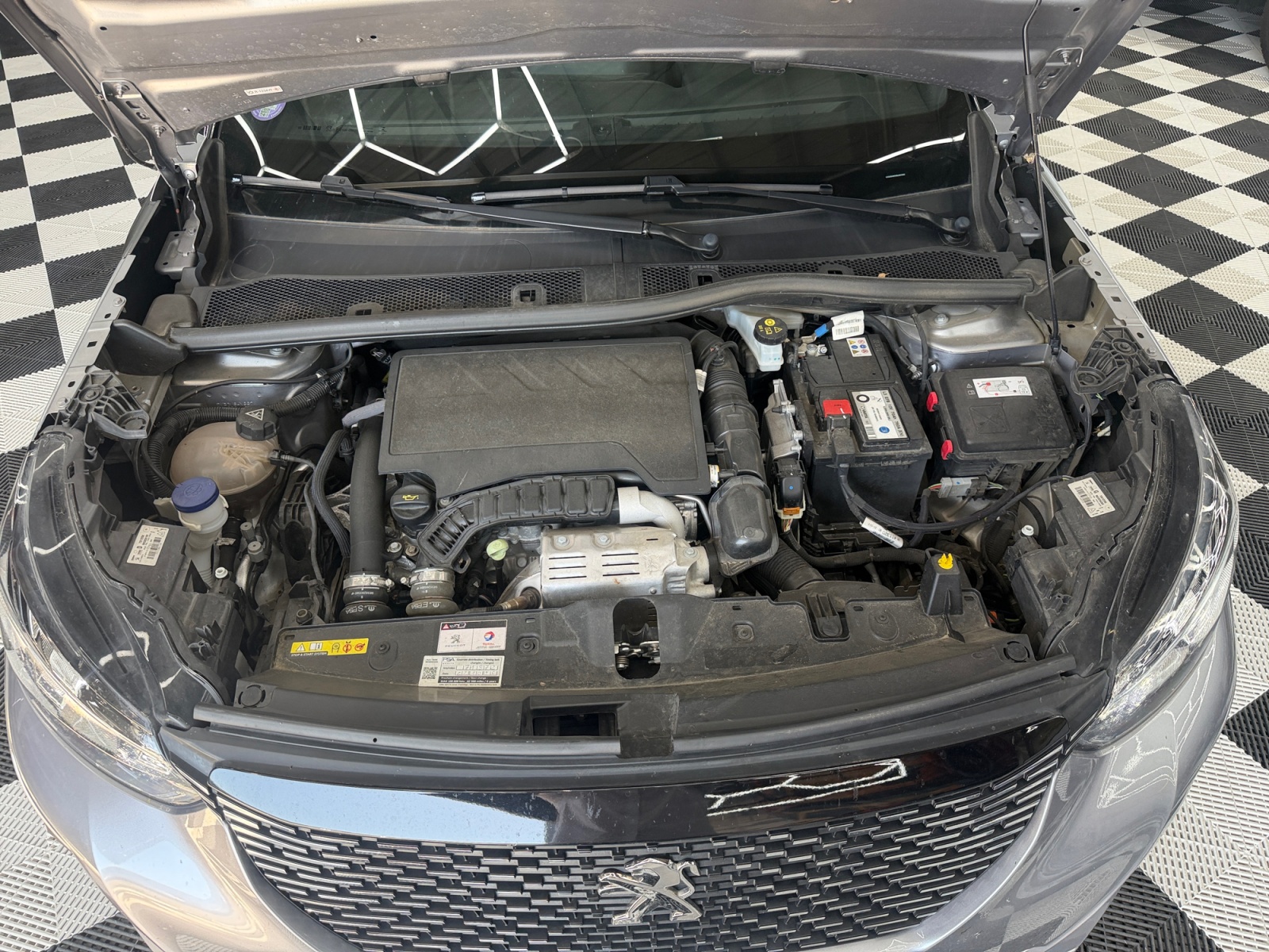Peugeot 2008 25
