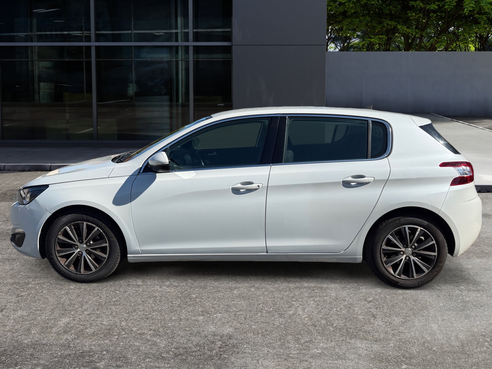 Peugeot 308 1