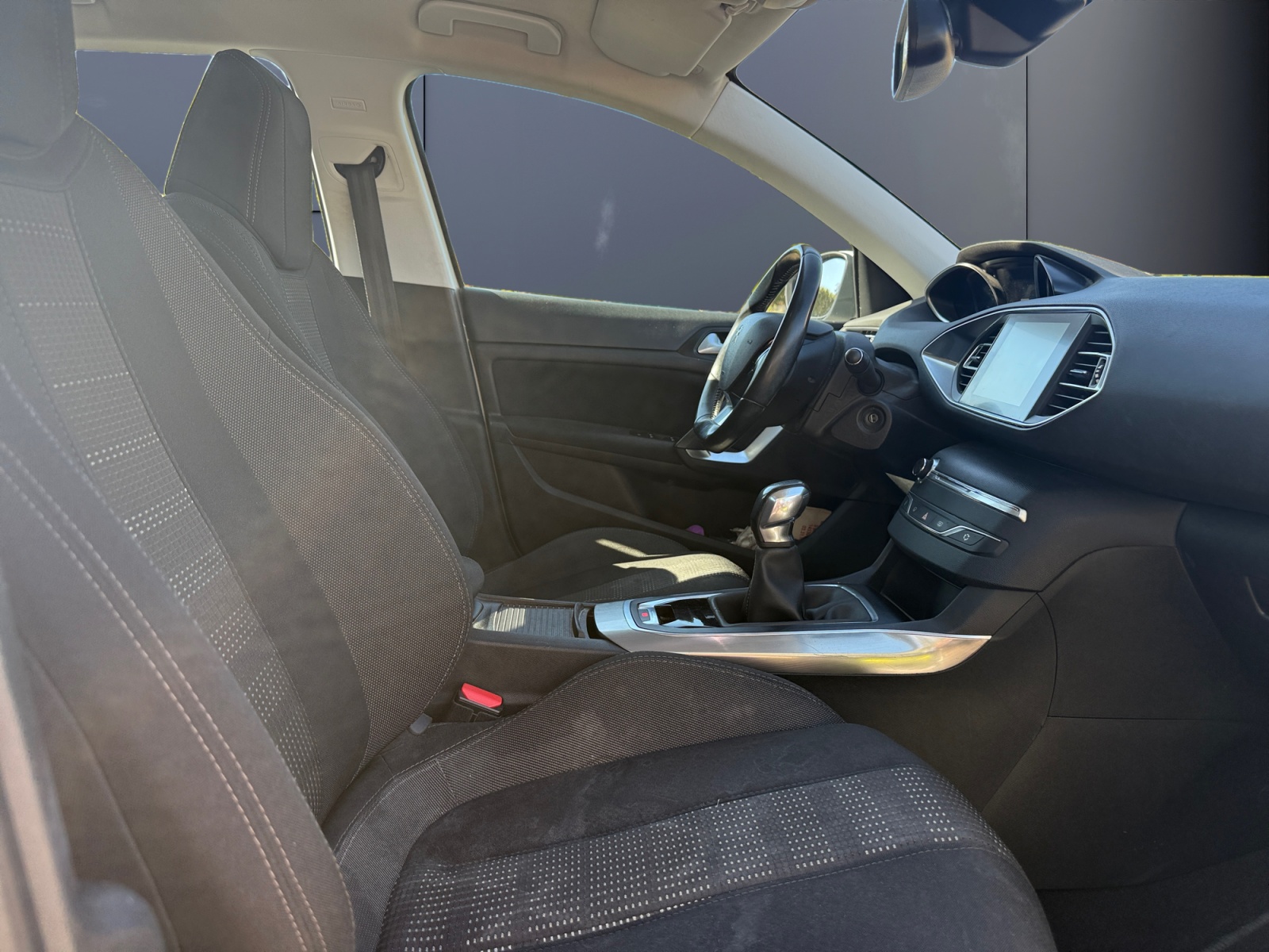 Peugeot 308 13