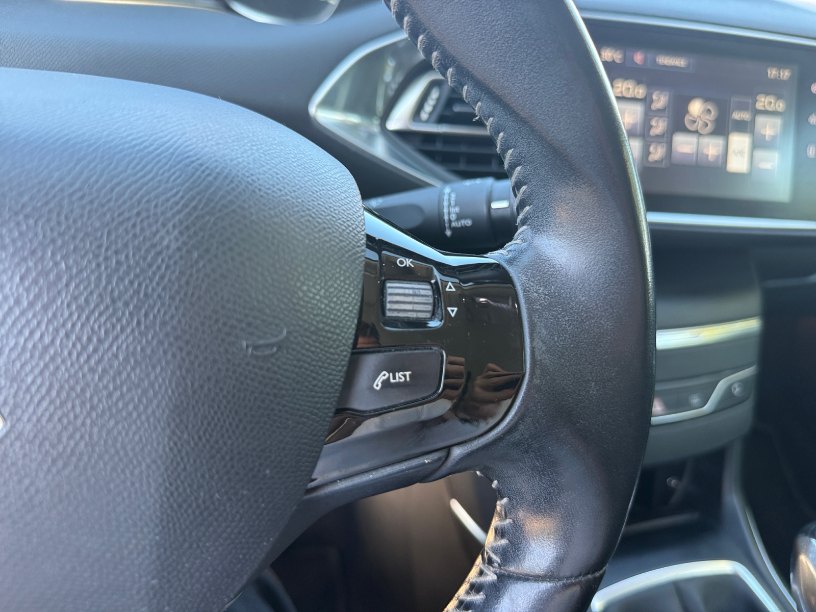 Peugeot 308 17