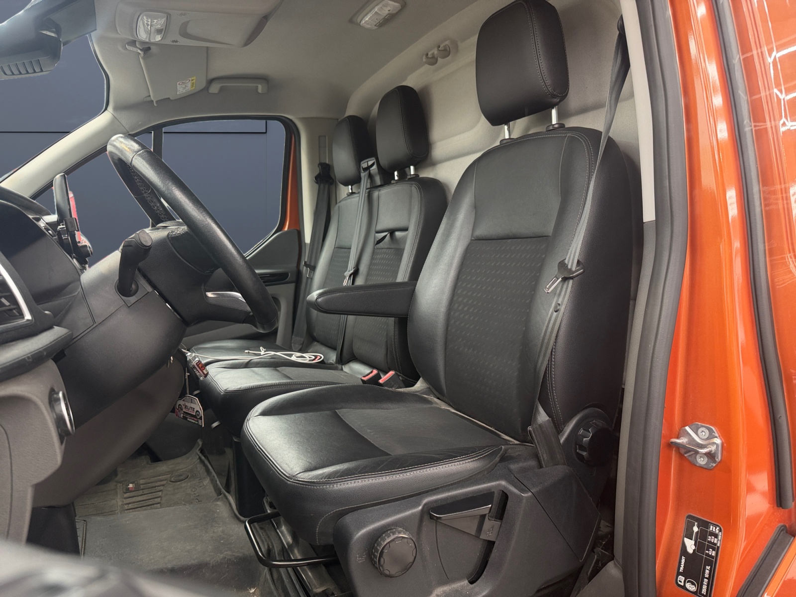 Ford Transit Custom Vu 9