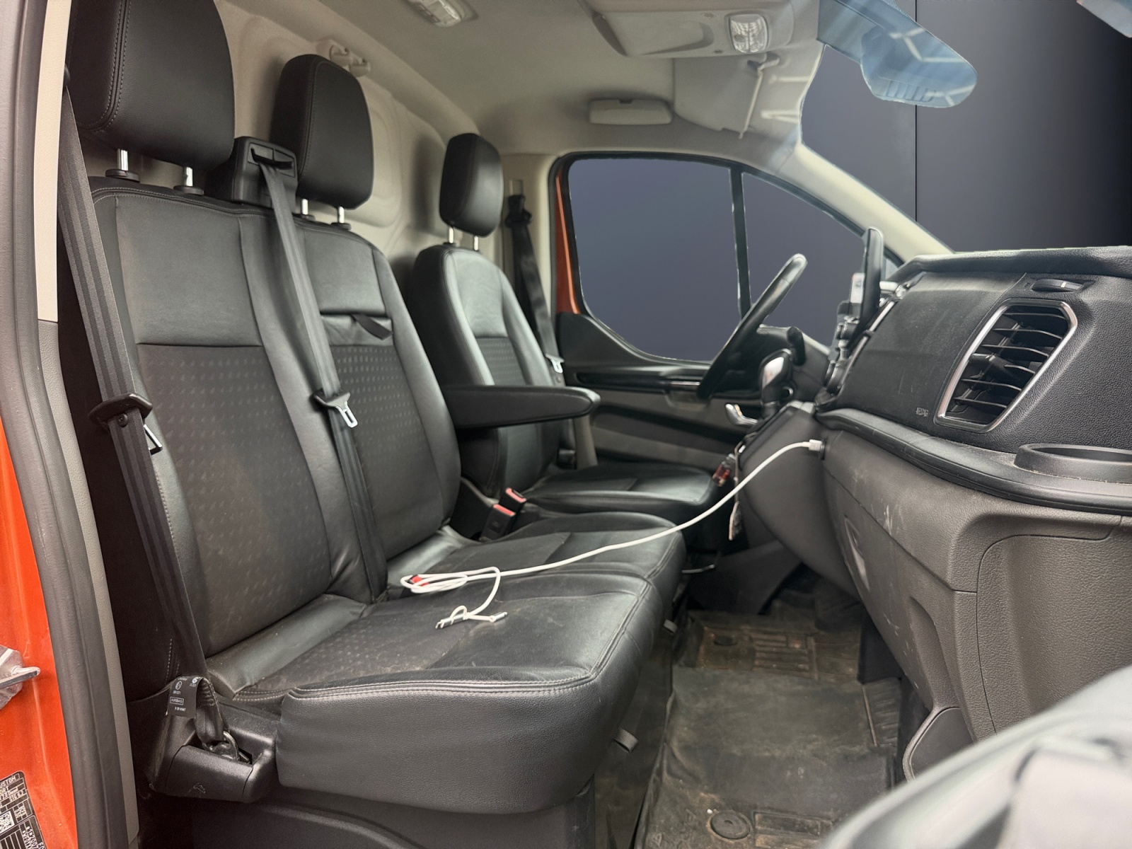Ford Transit Custom Vu 13