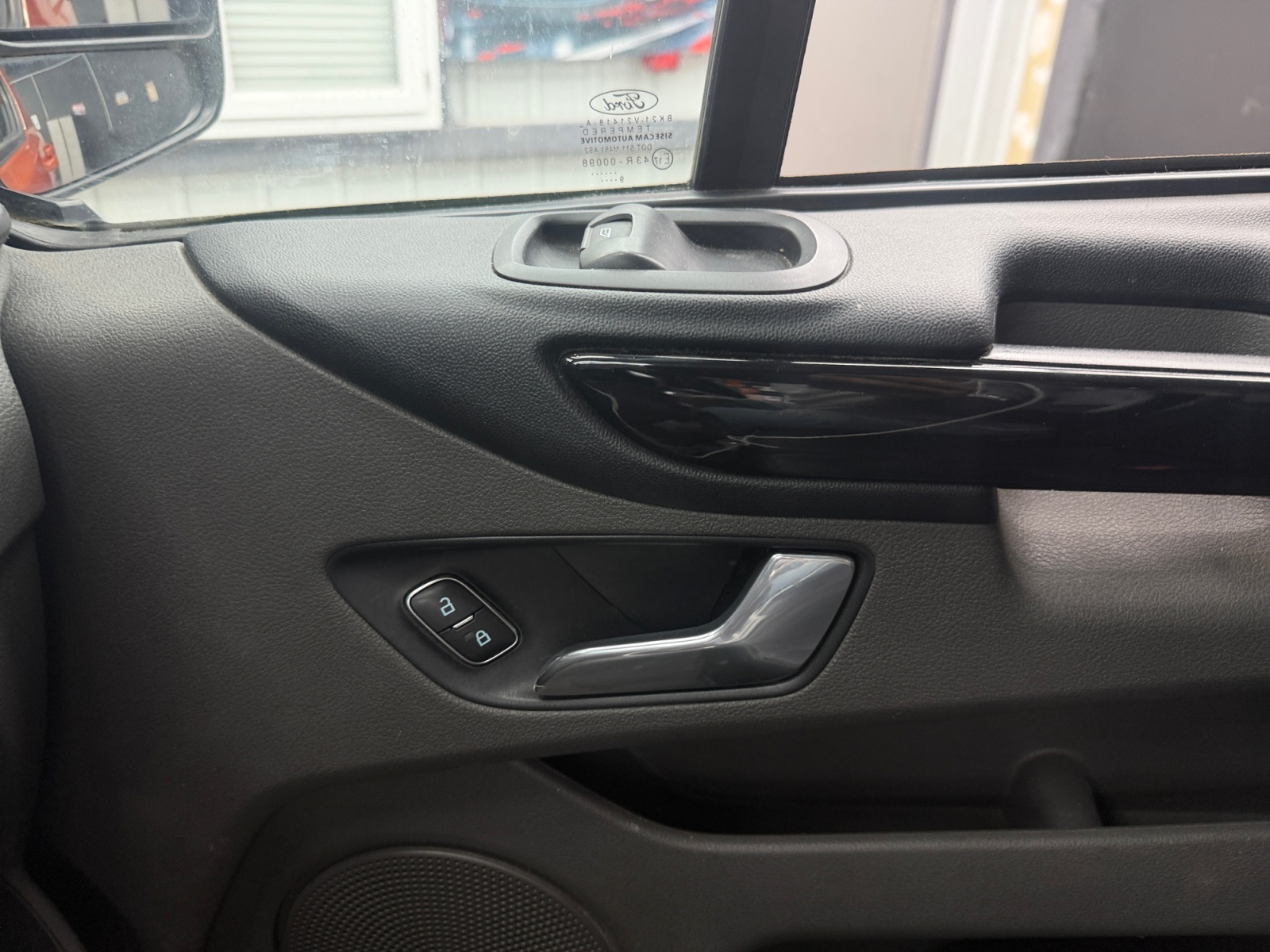 Ford Transit Custom Vu 21