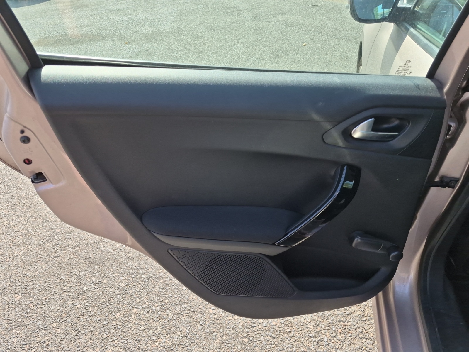Peugeot 208 28