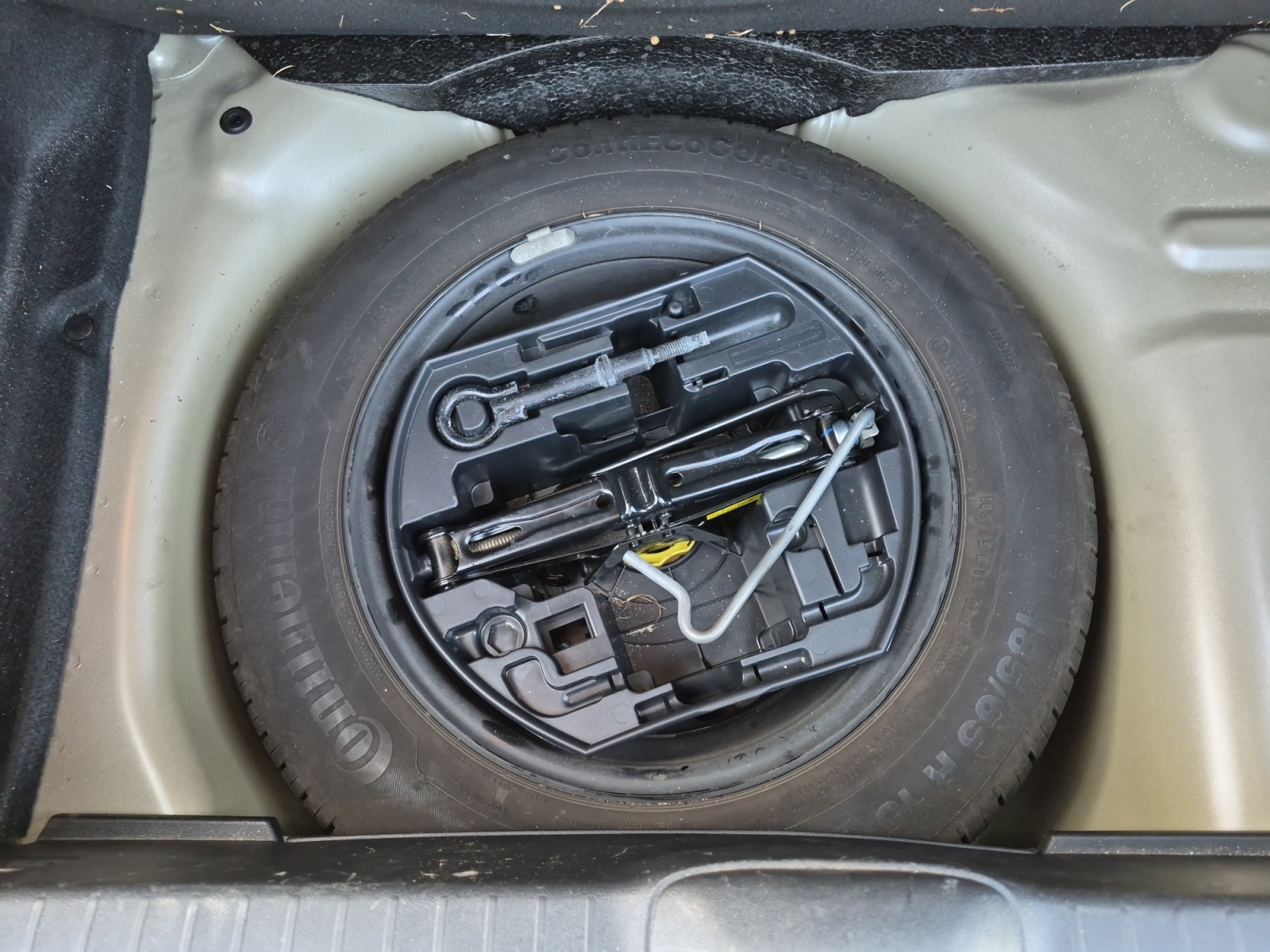 Peugeot 208 30
