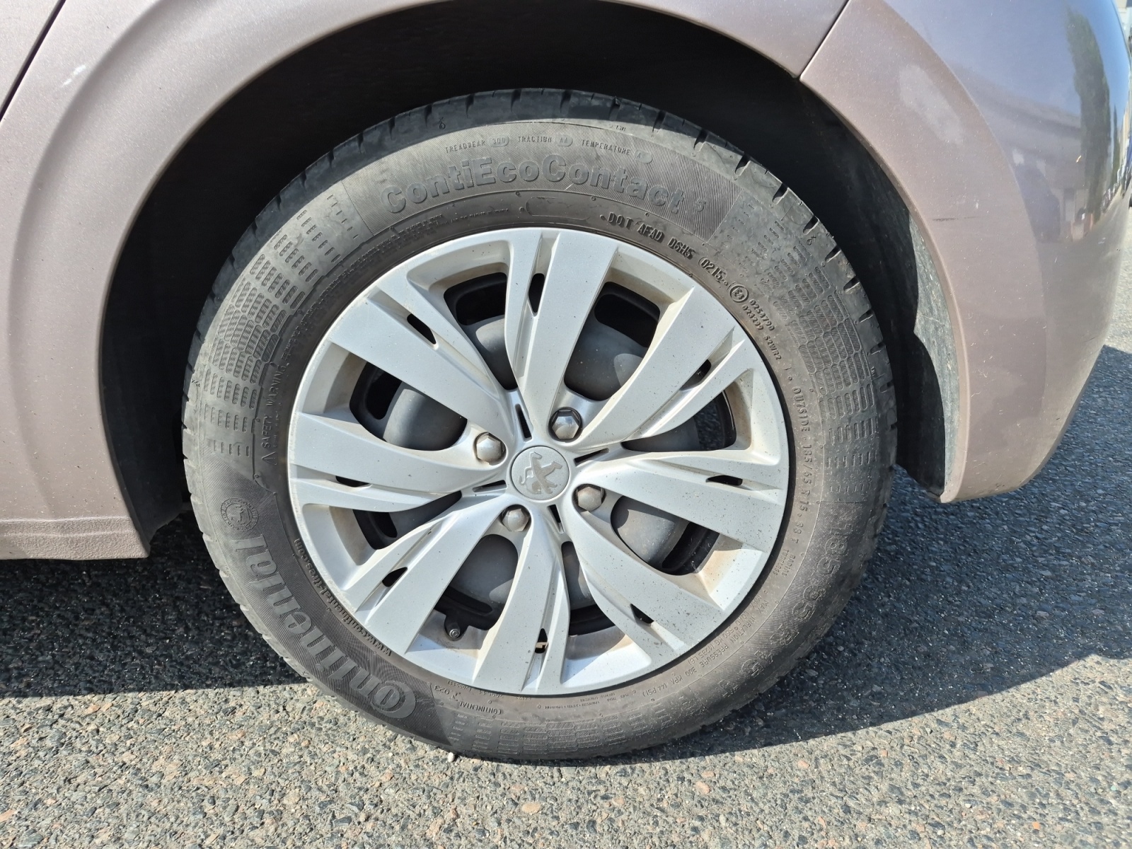 Peugeot 208 36