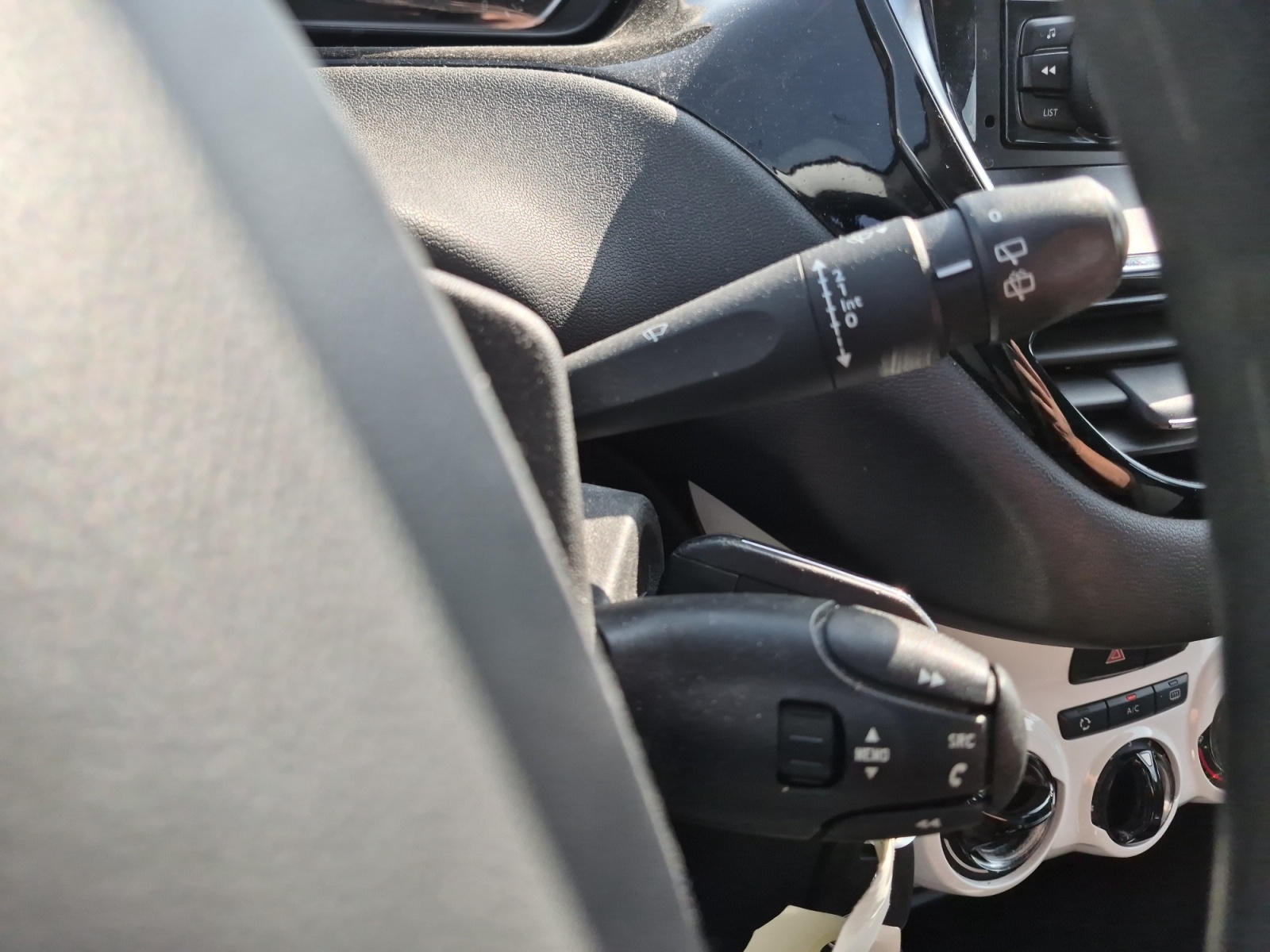 Peugeot 208 20