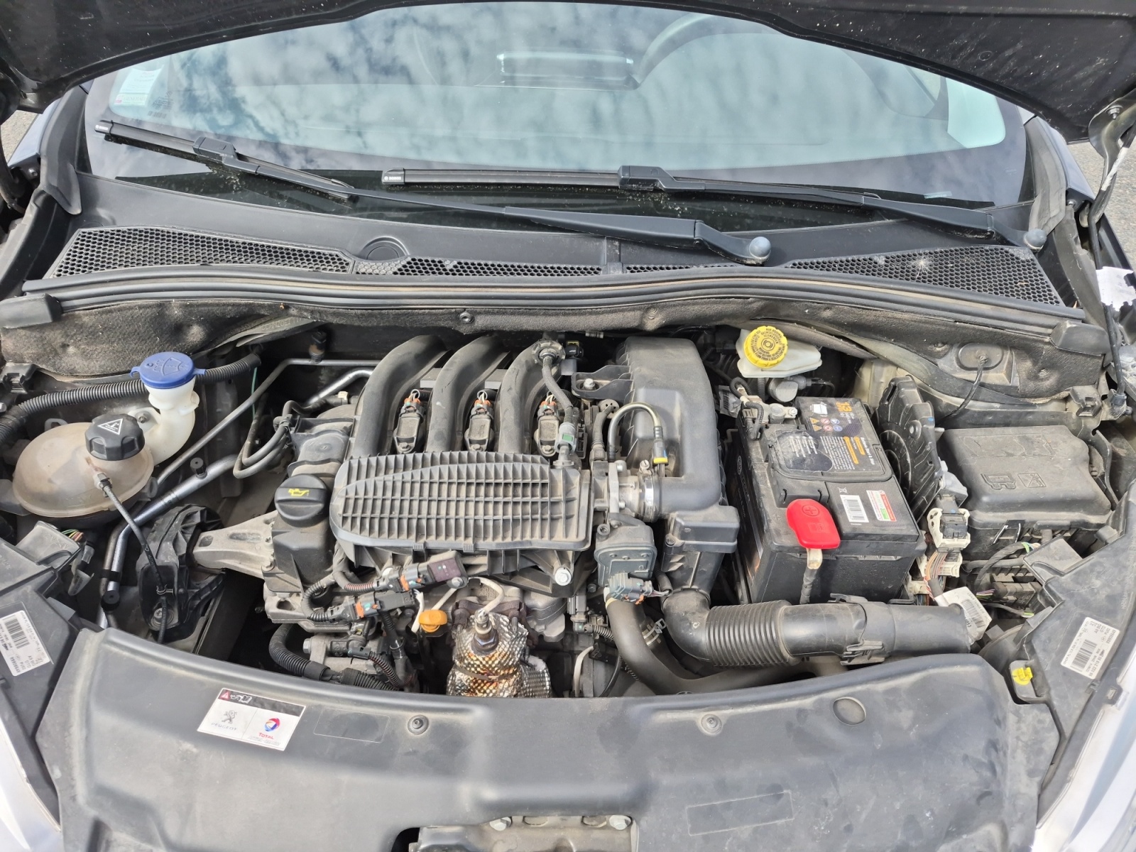 Peugeot 208 35