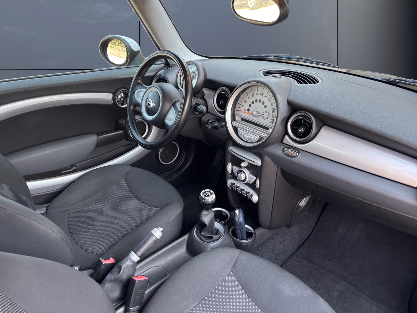 Mini Mini 12