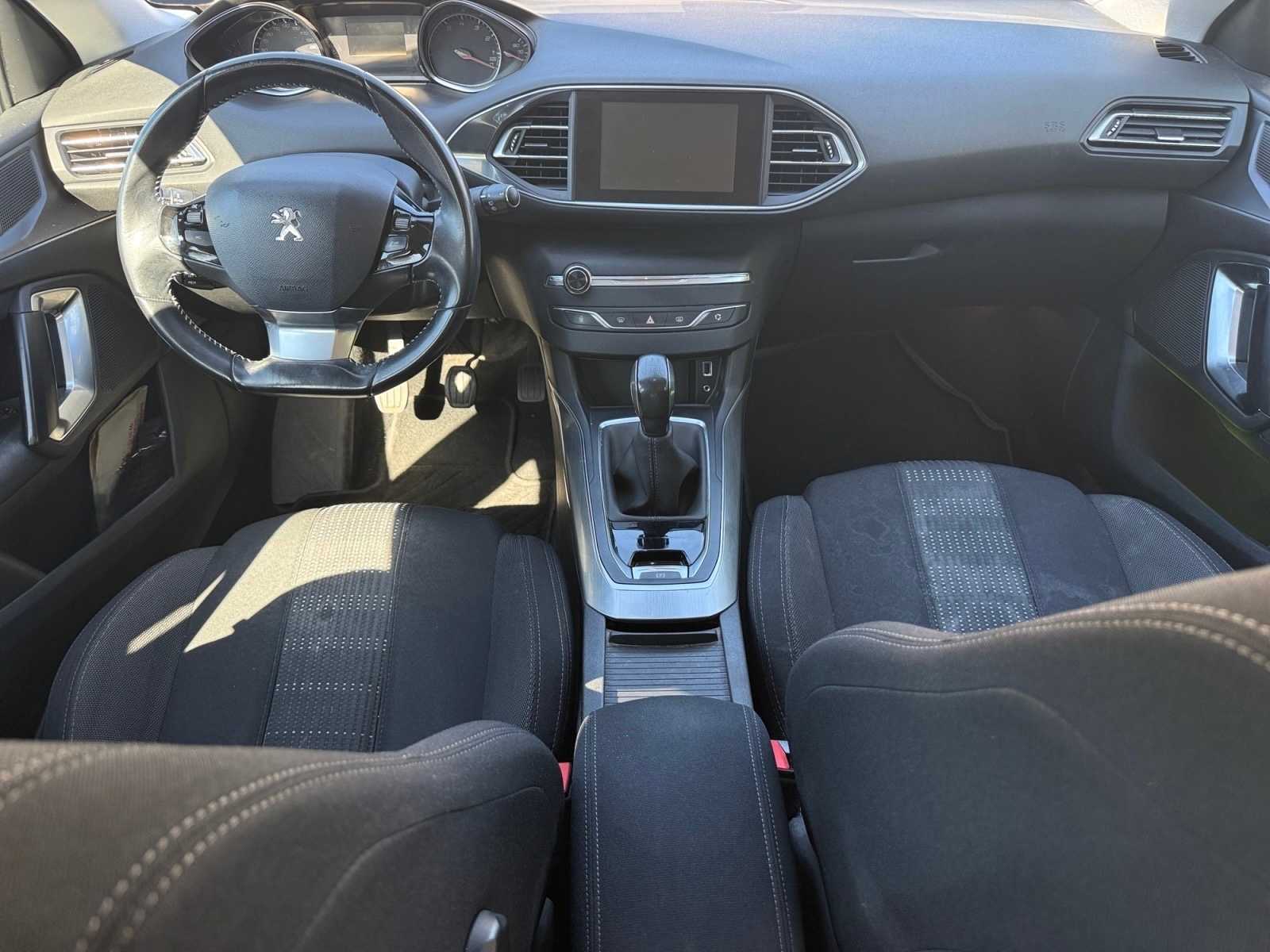 Peugeot 308 14