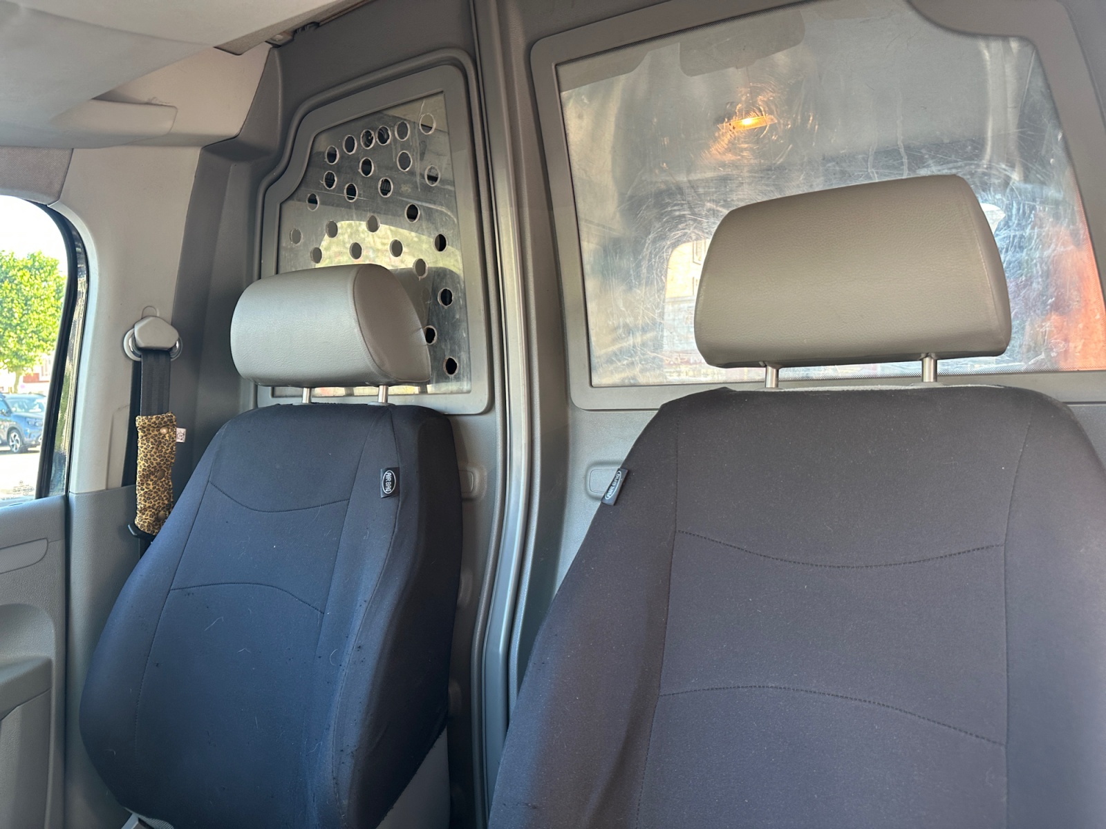 Volkswagen Caddy Vu 25