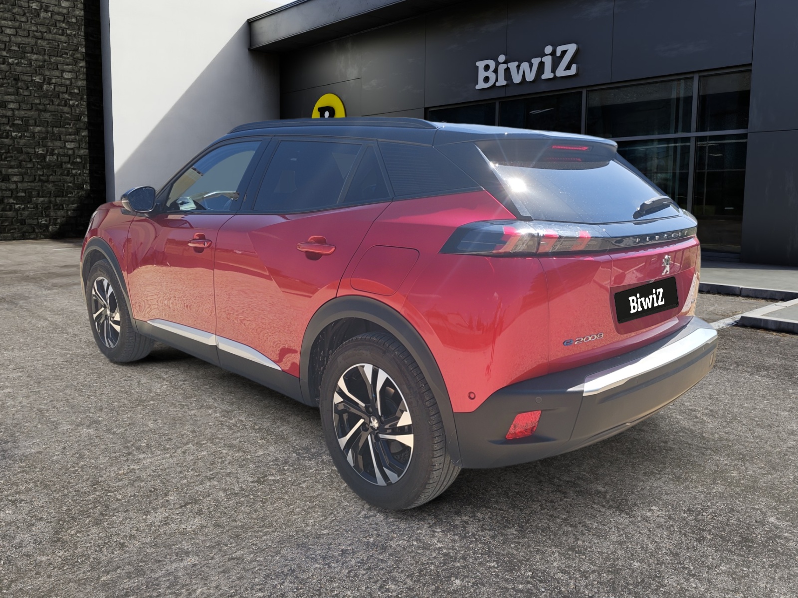 Peugeot E-2008 2
