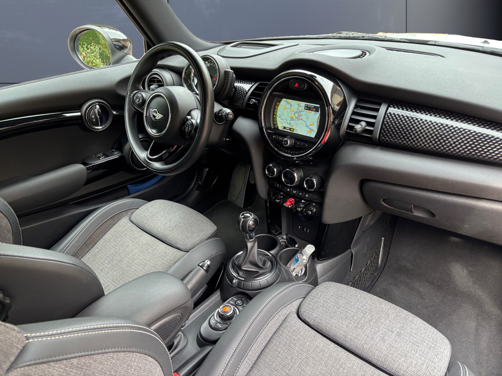 Mini Mini 12