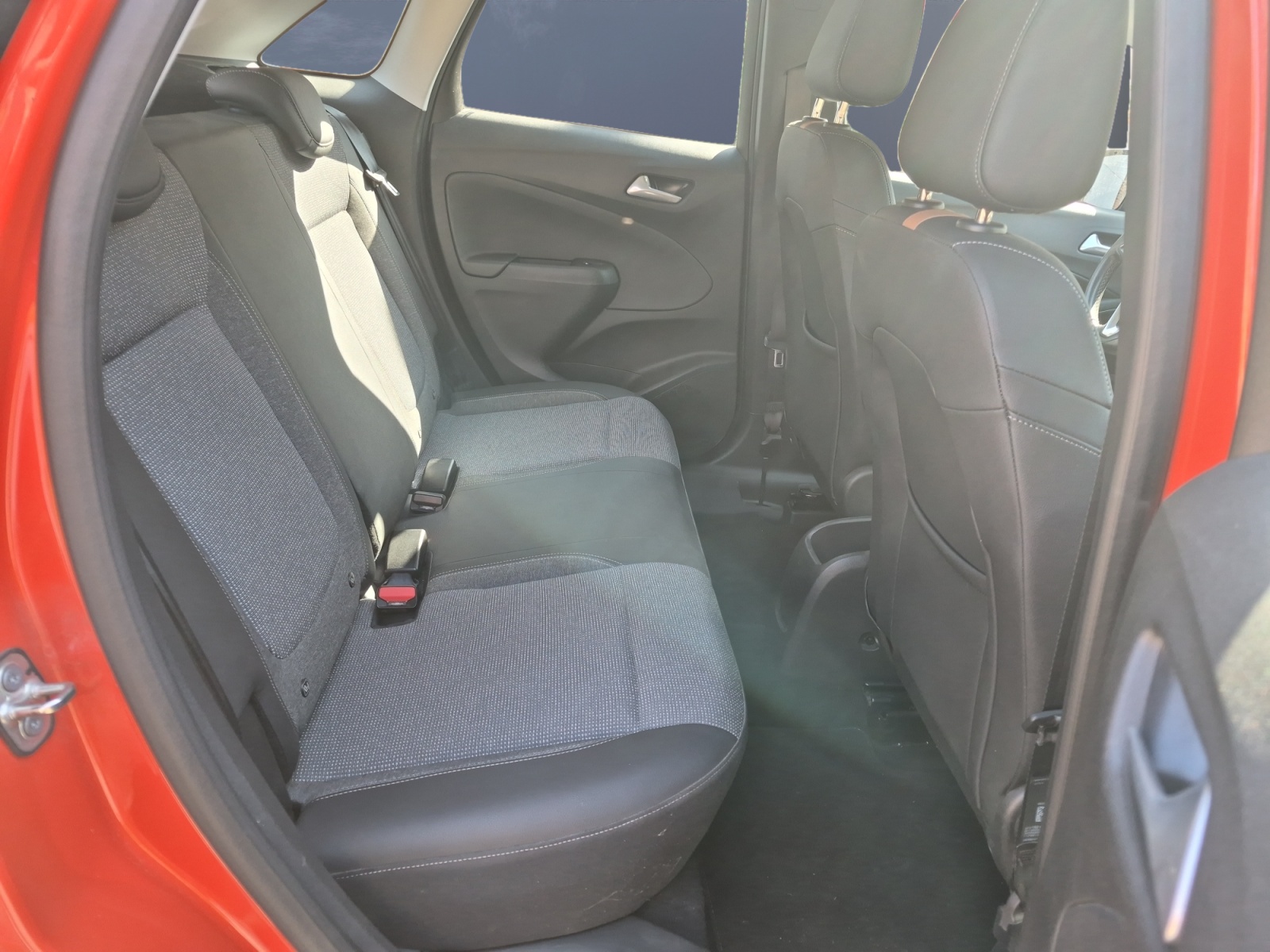 Opel Crossland 10