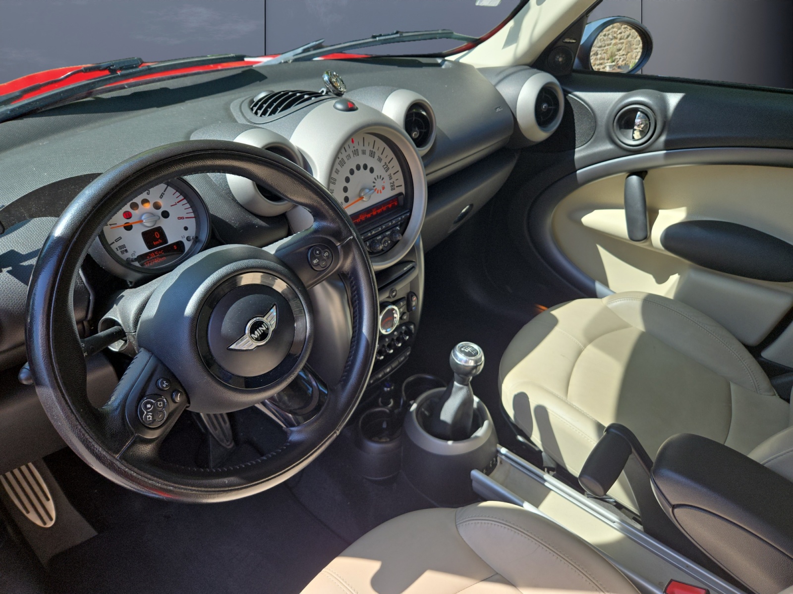 Mini Countryman 8