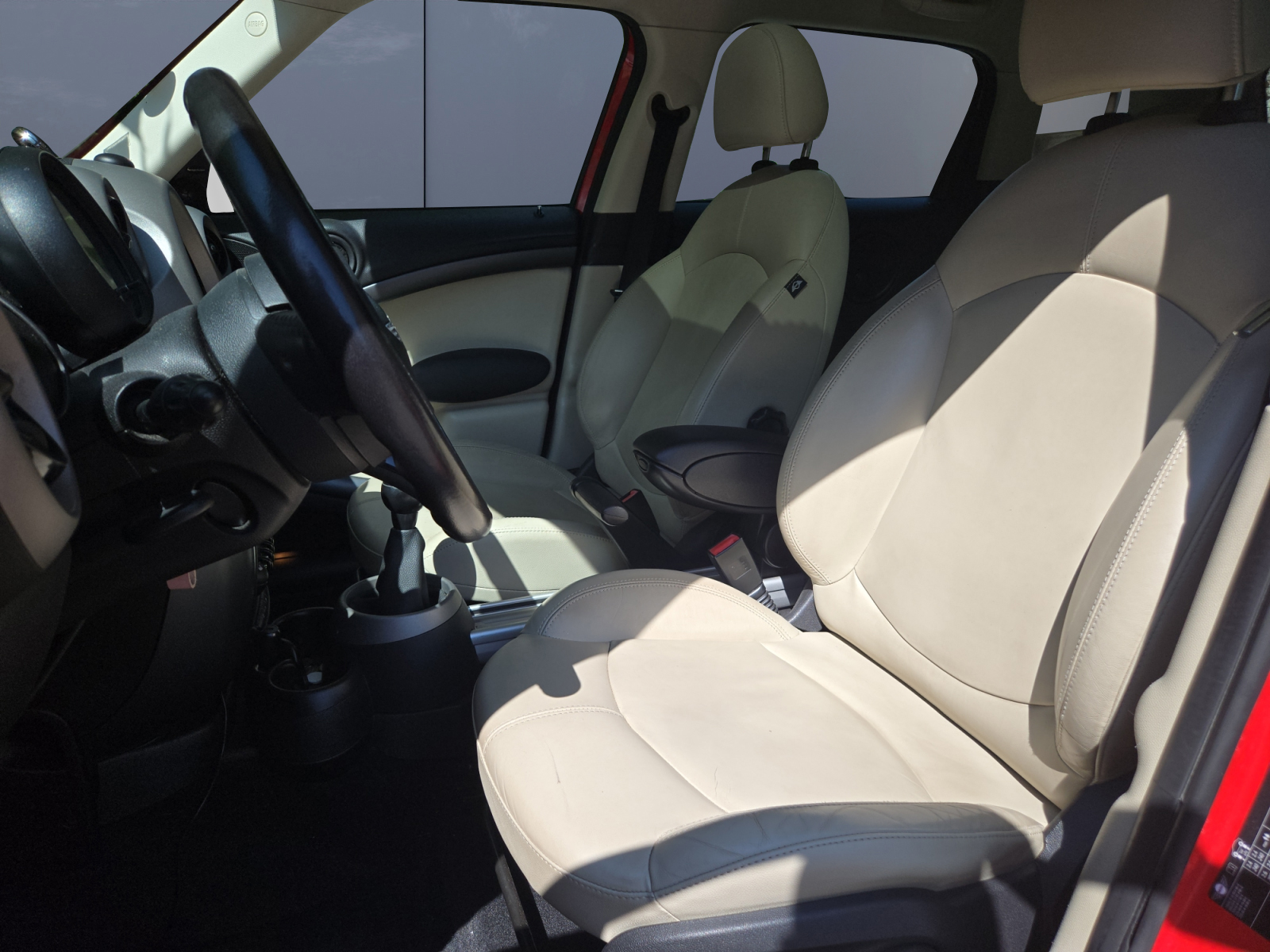 Mini Countryman 9