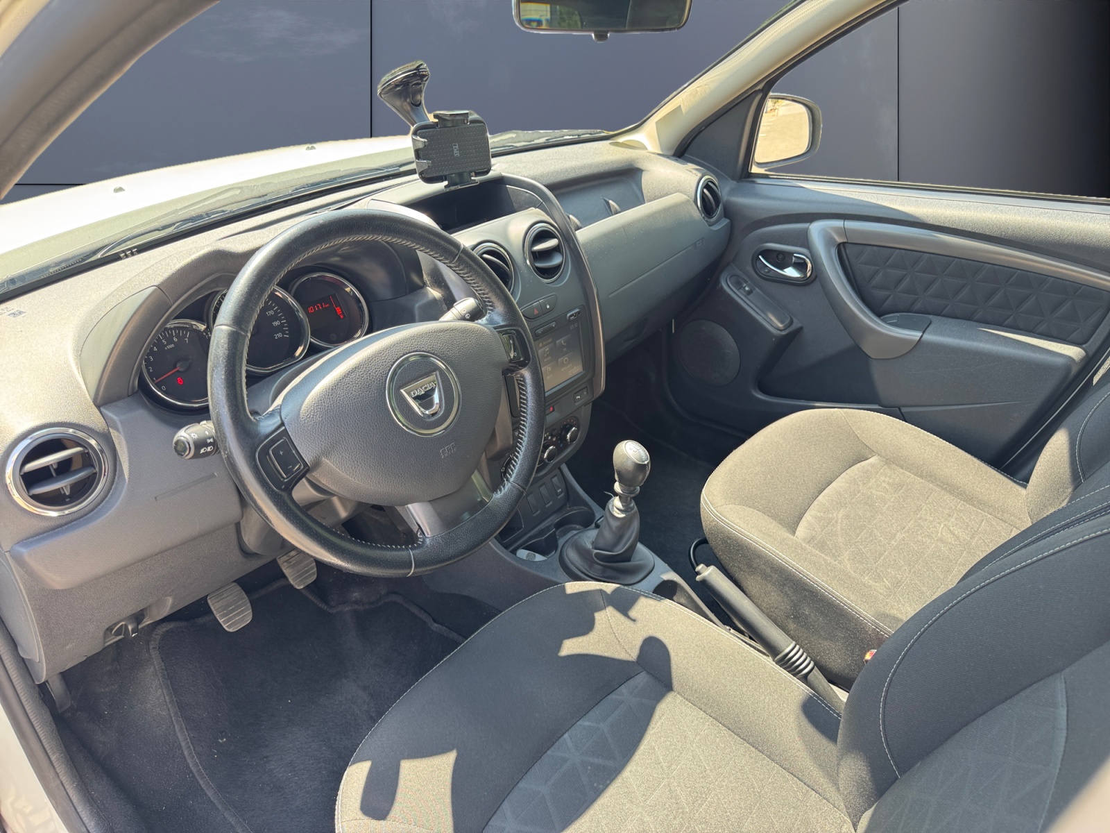 Dacia Duster 8