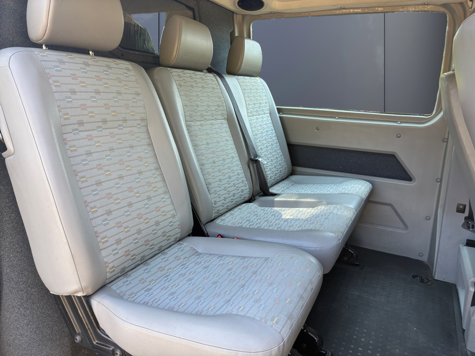 Volkswagen Transporter 11