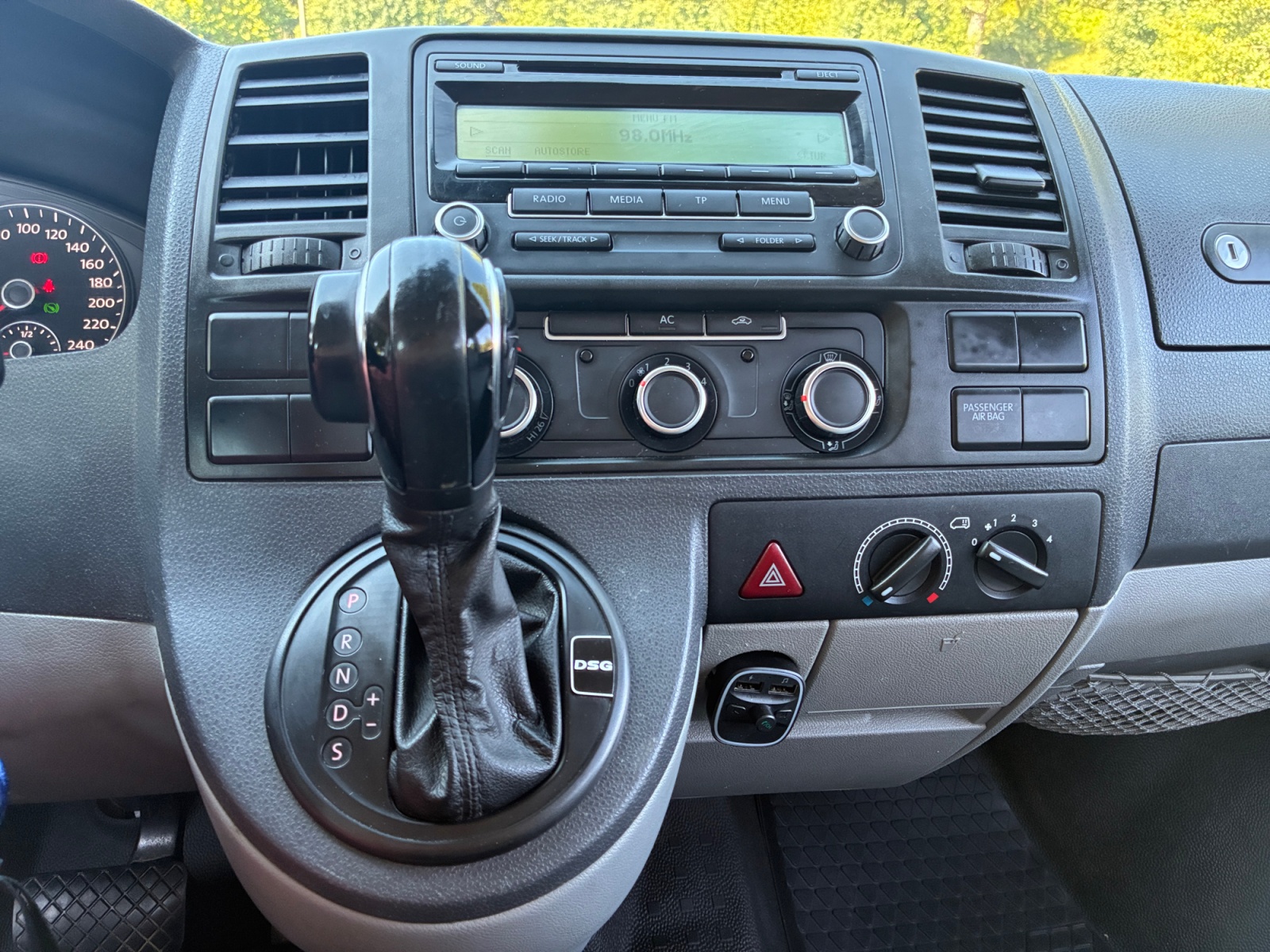 Volkswagen Transporter 19