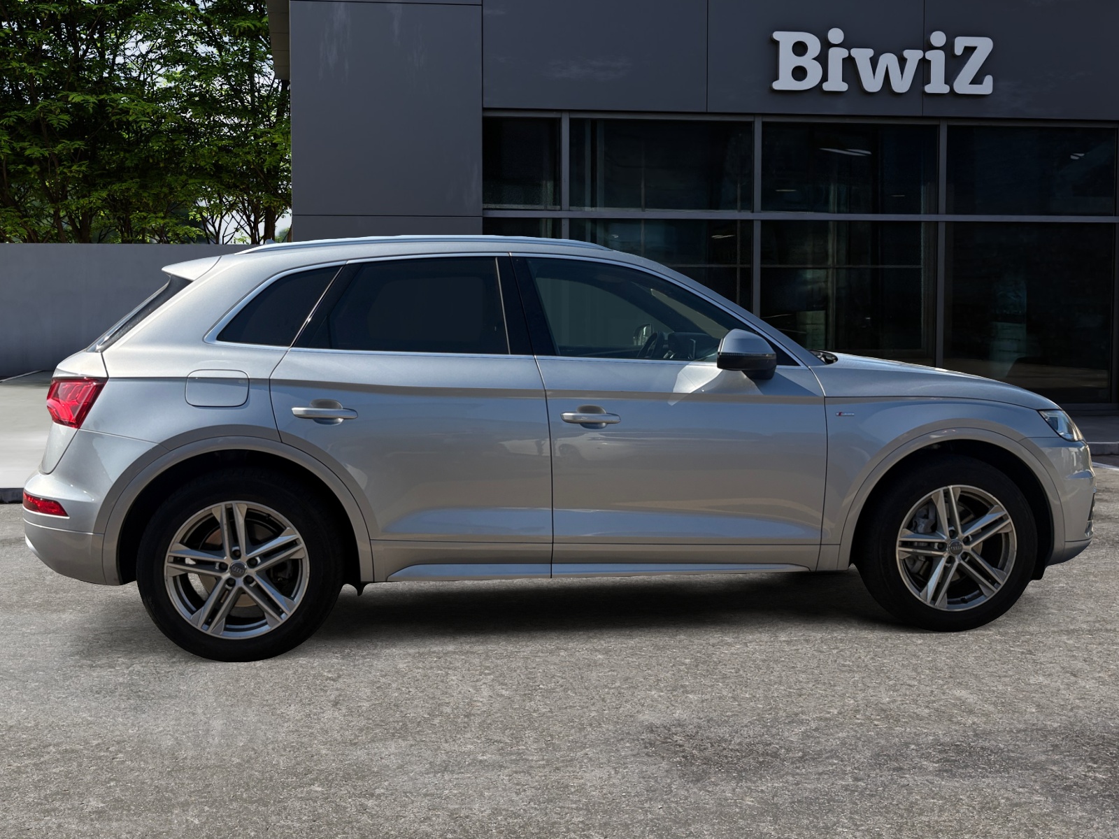 Audi Q5 5