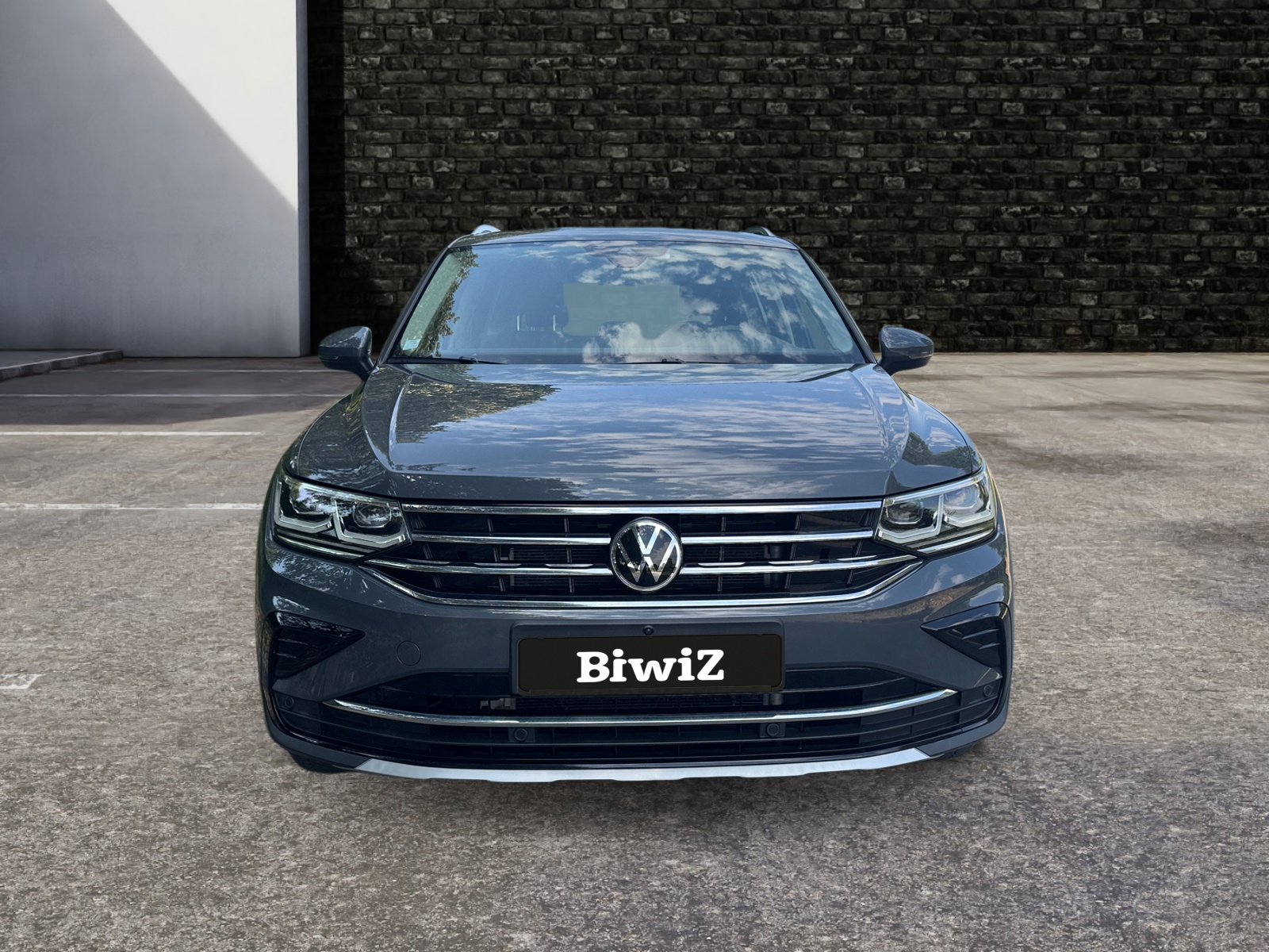 Volkswagen Tiguan 7
