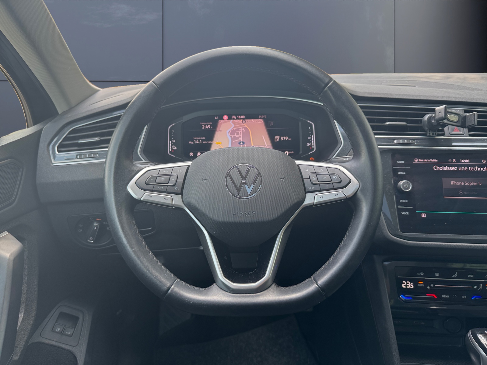 Volkswagen Tiguan 15
