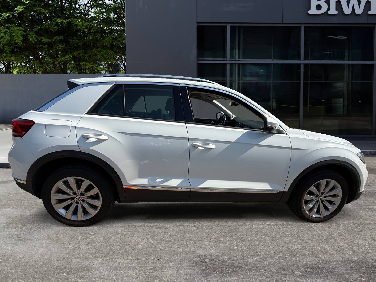 Volkswagen T-Roc 5
