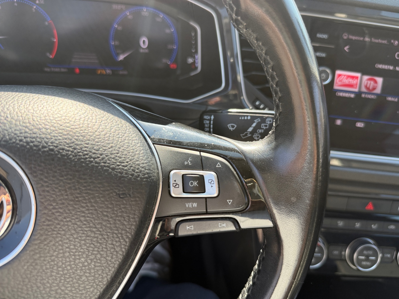 Volkswagen T-Roc 21