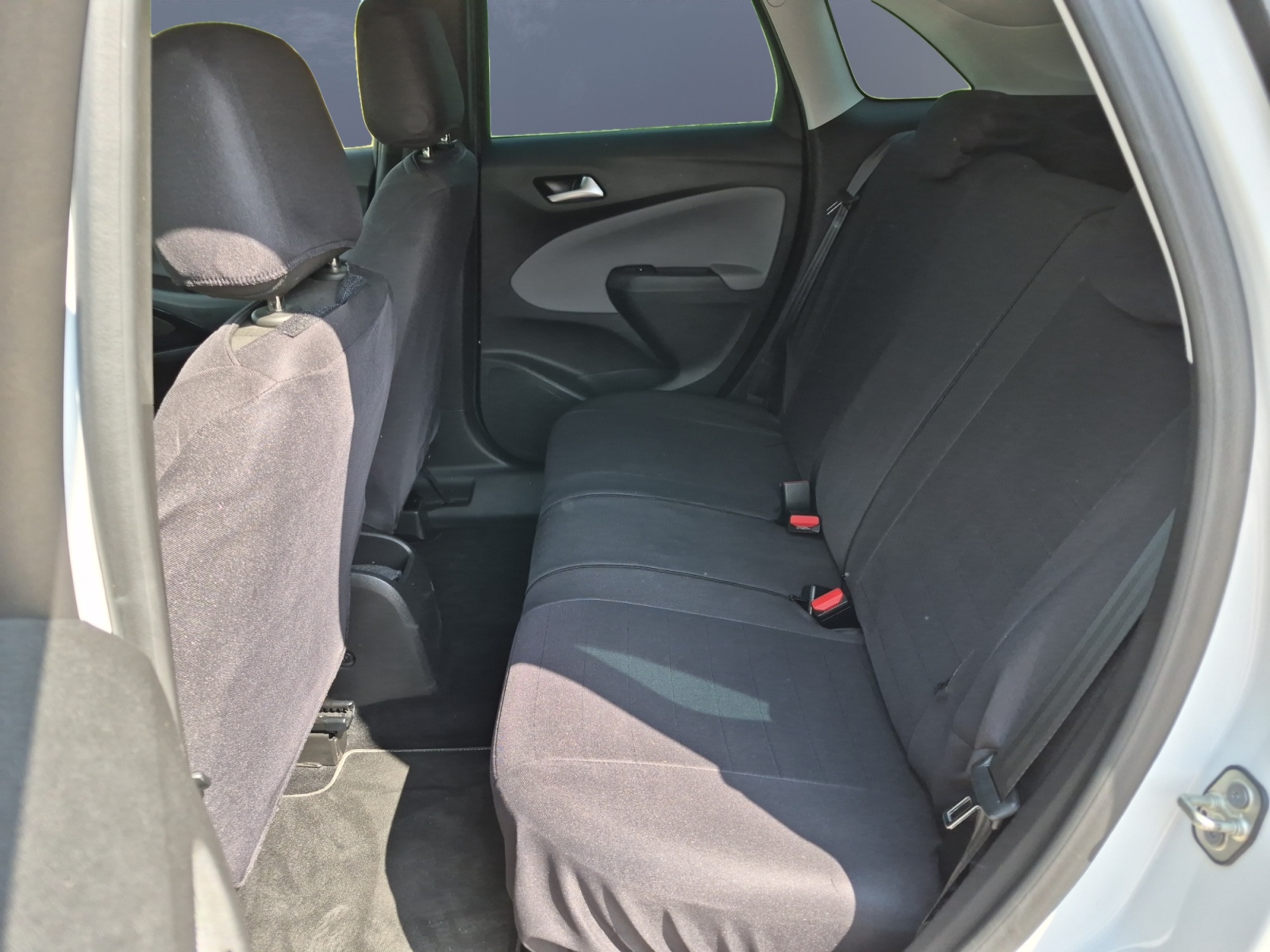 Opel Crossland X 10