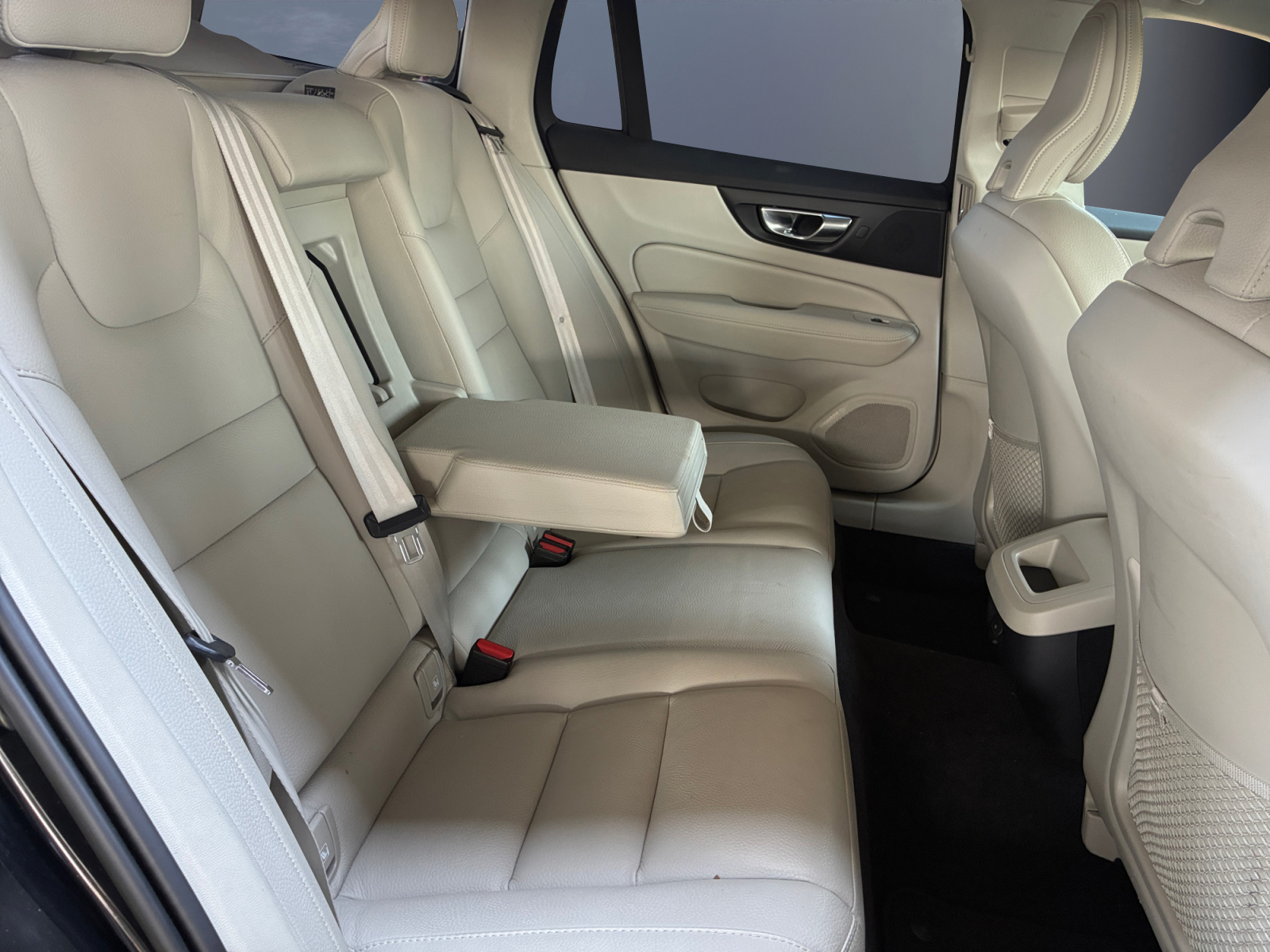 Volvo V60 11