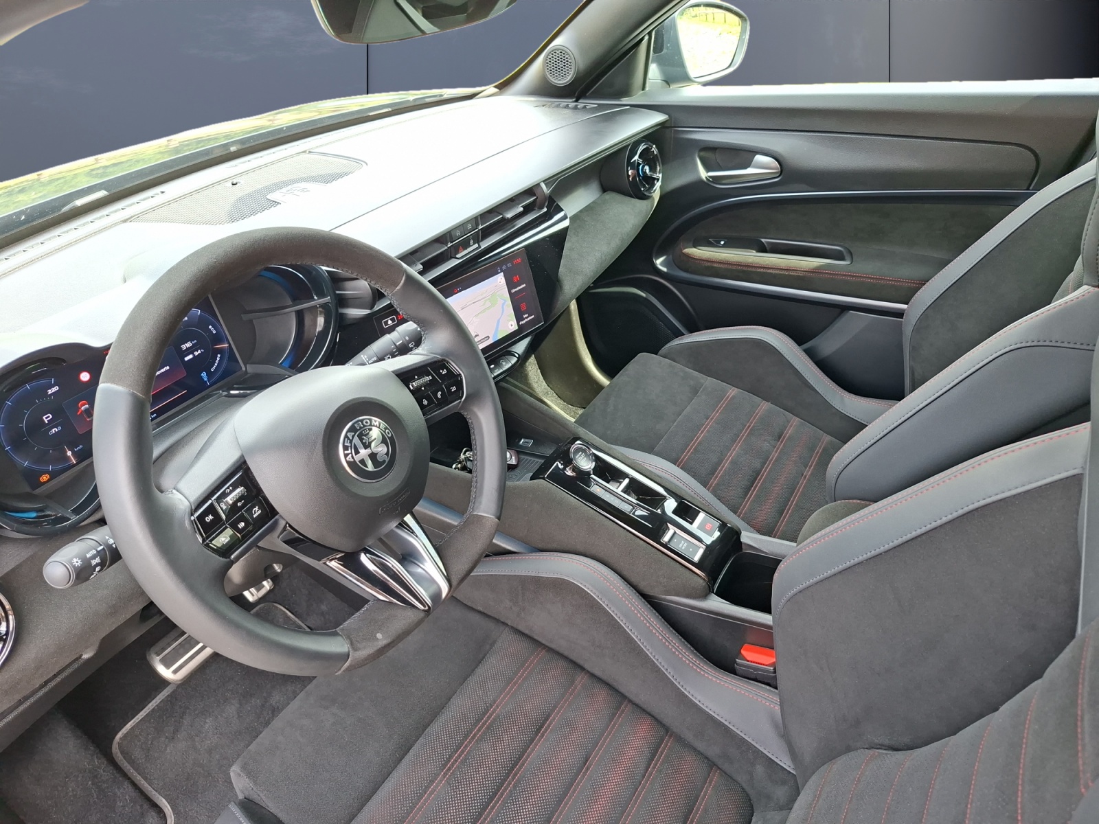 Alfa Romeo Junior 8