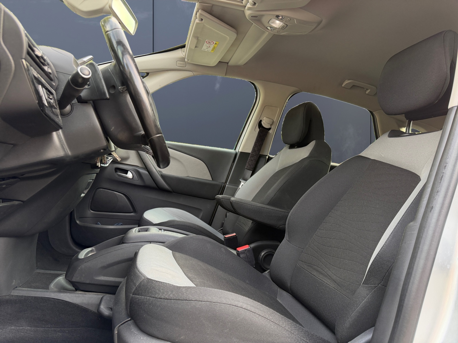 Citroen C4 Picasso 9