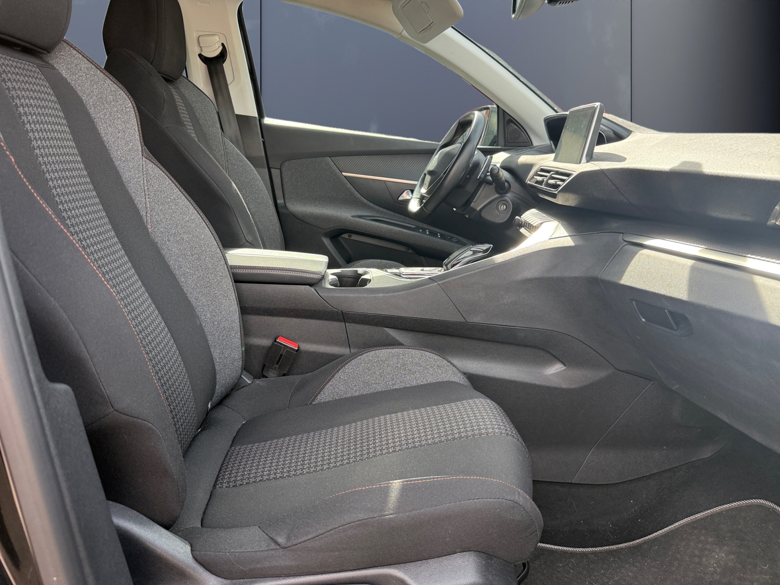 Peugeot 3008 13