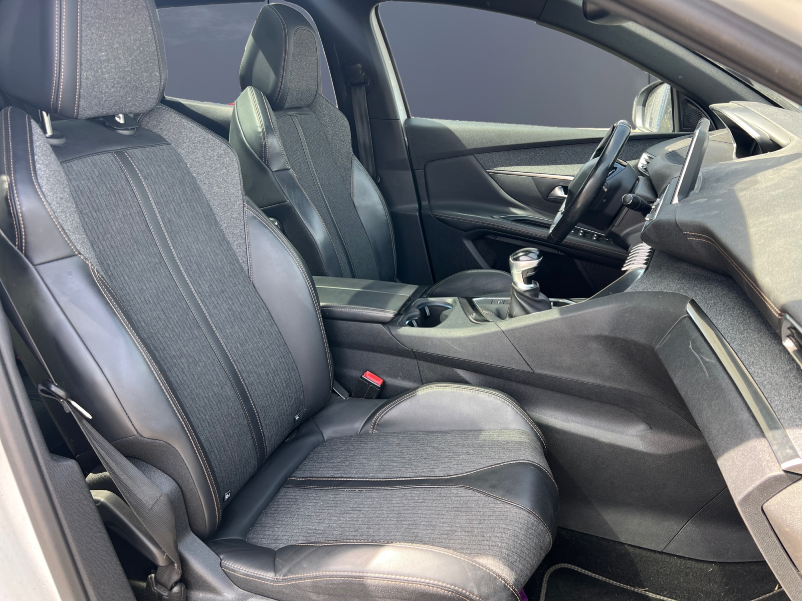 Peugeot 3008 13