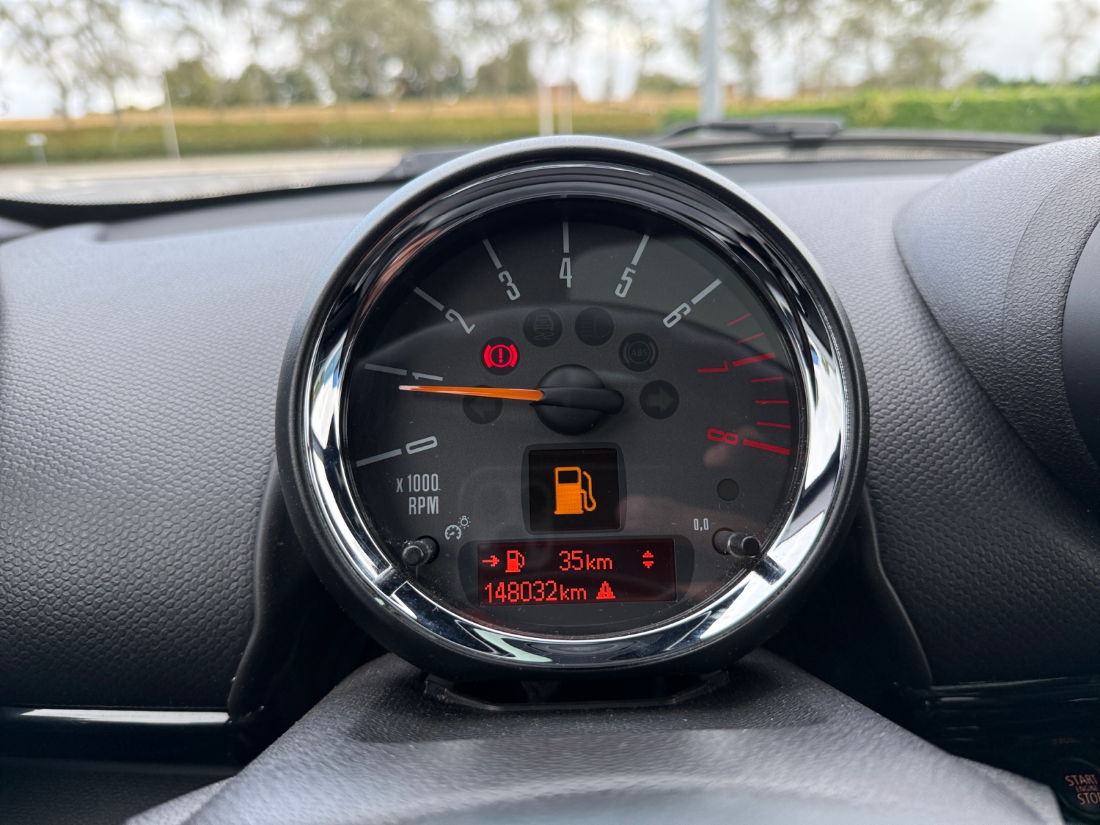 Mini Paceman 16